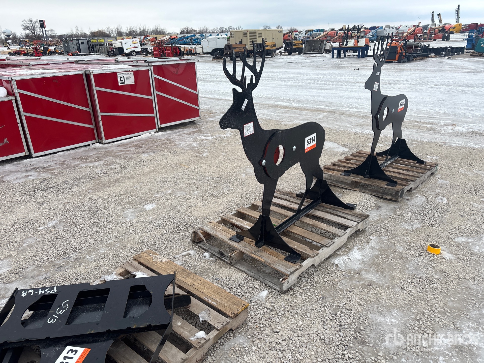 General Appearance with Picture, Right Front Corner