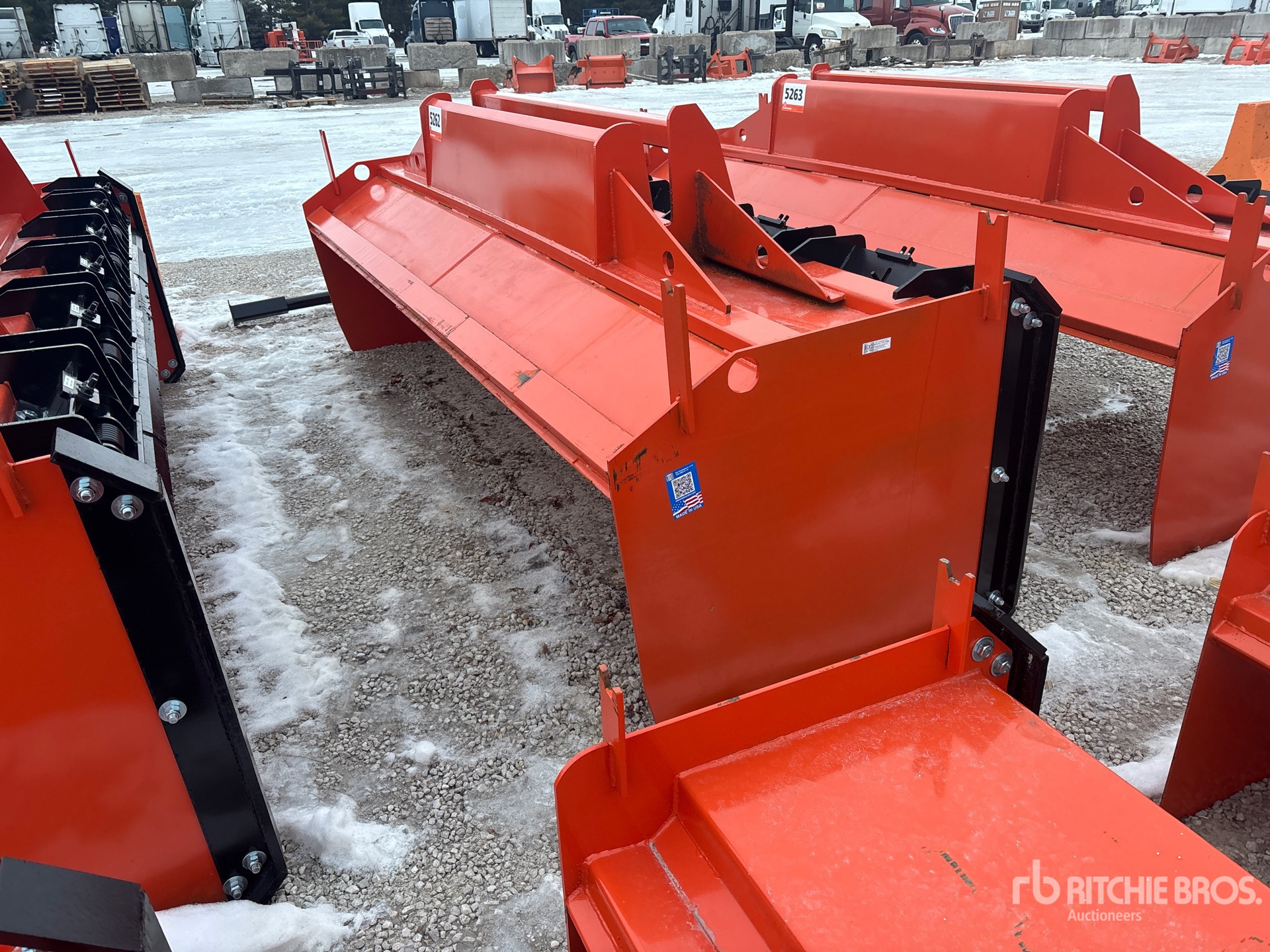 Aspect général with Image, coin arrière gauche