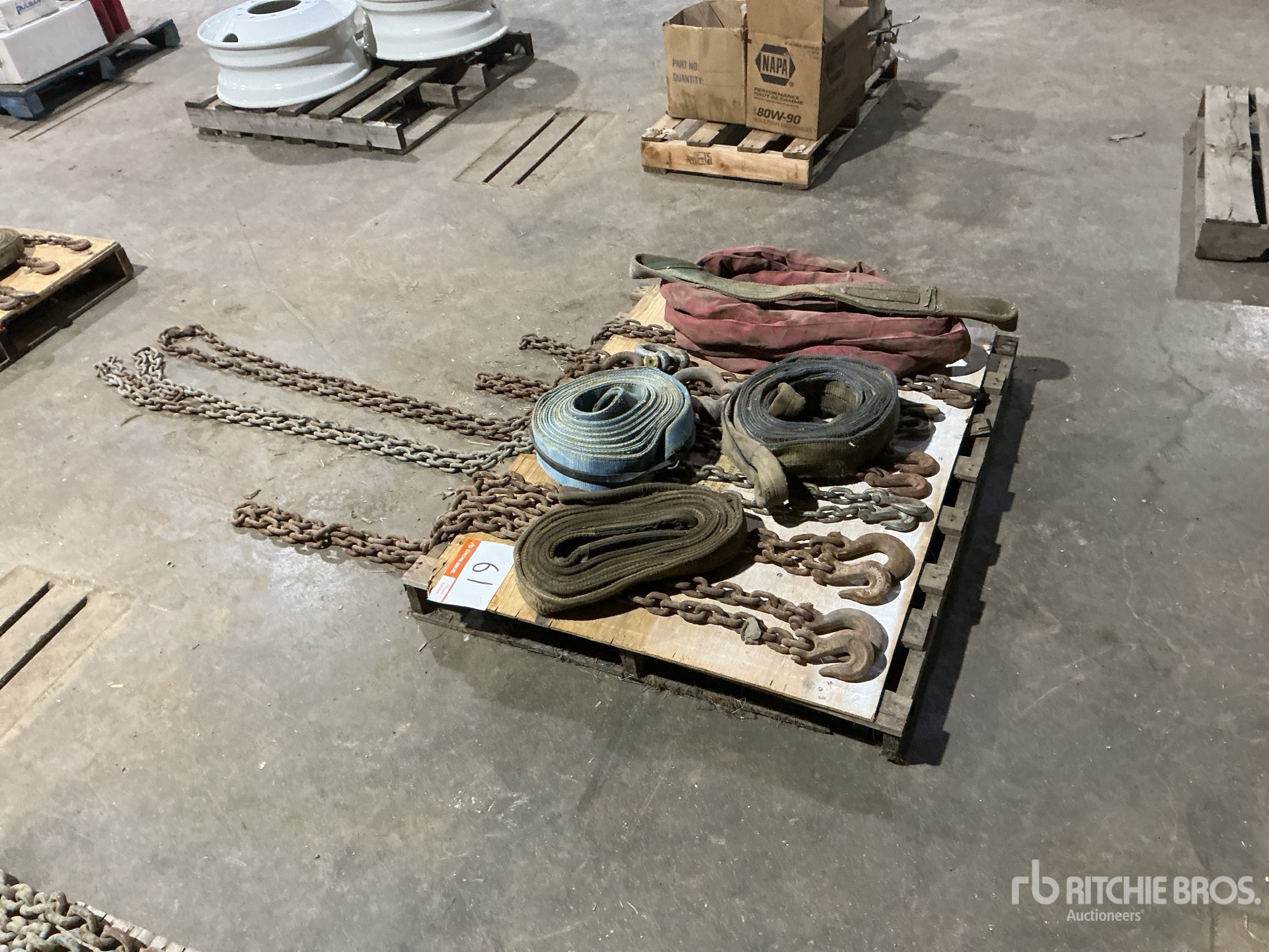 General Appearance with Foto, angolo posteriore sinistro