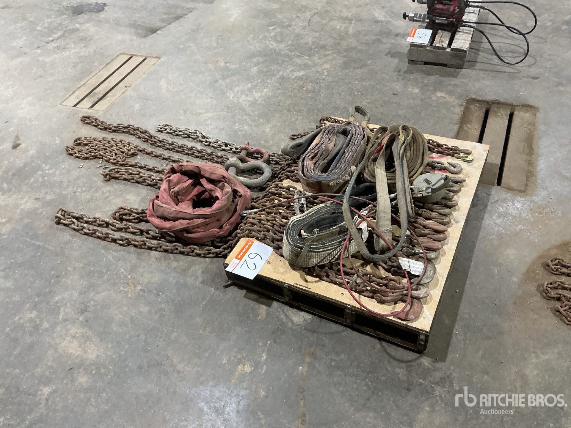 General Appearance with Foto, angolo posteriore sinistro