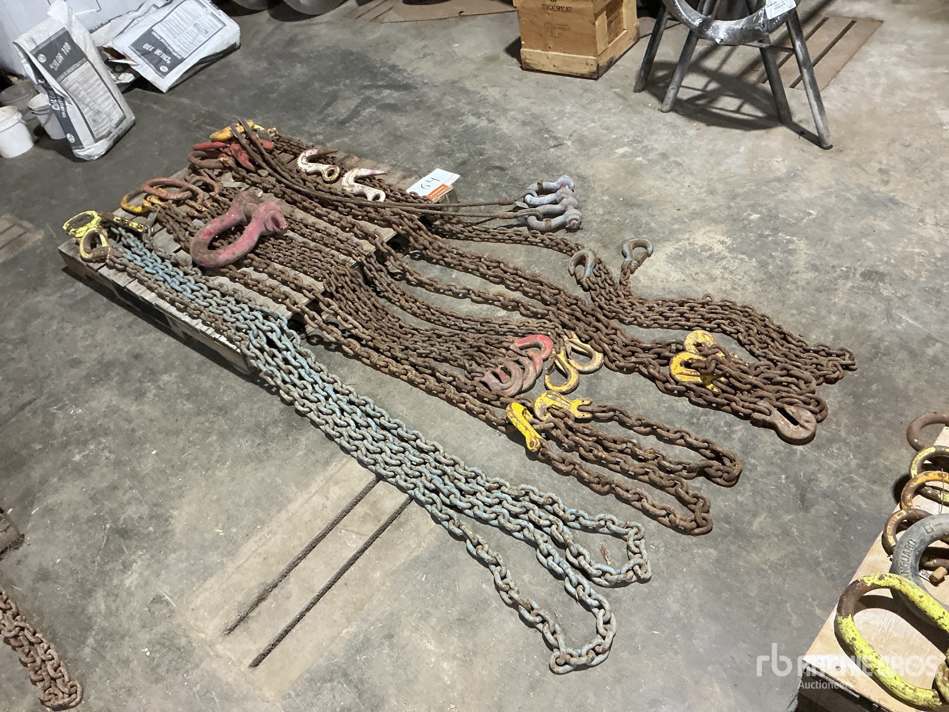 General Appearance with Bild, Ecke vorne rechts