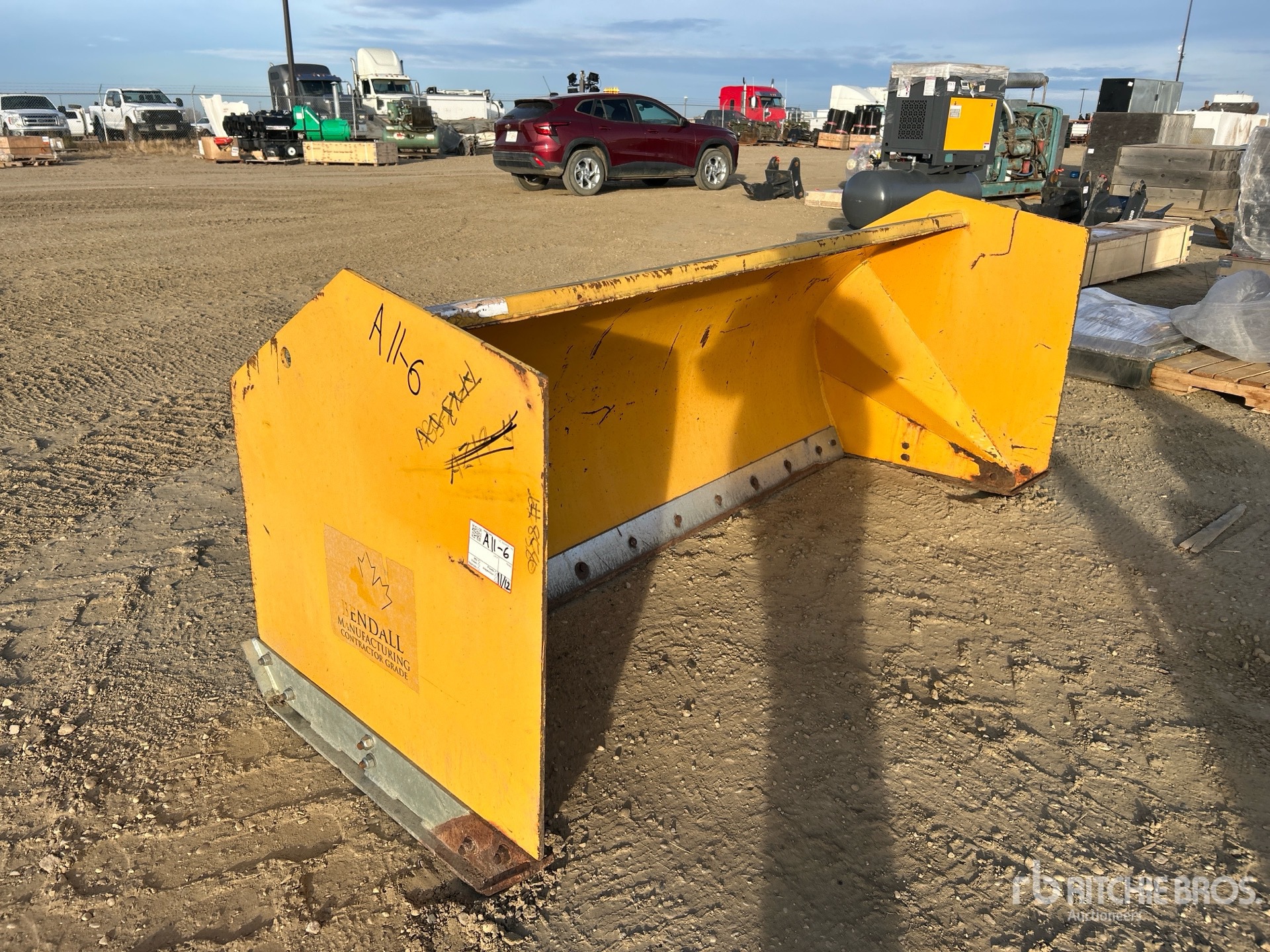 General Appearance with Image, coin avant droit