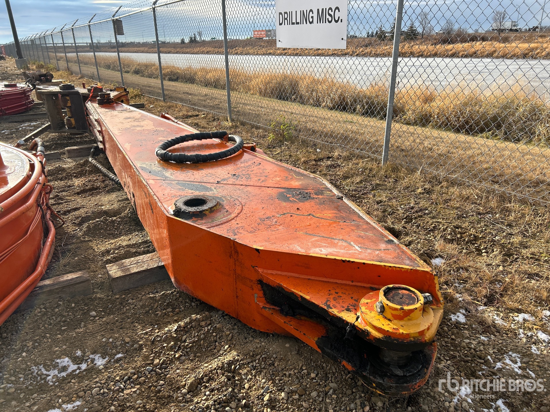 General Appearance with Foto, angolo posteriore sinistro