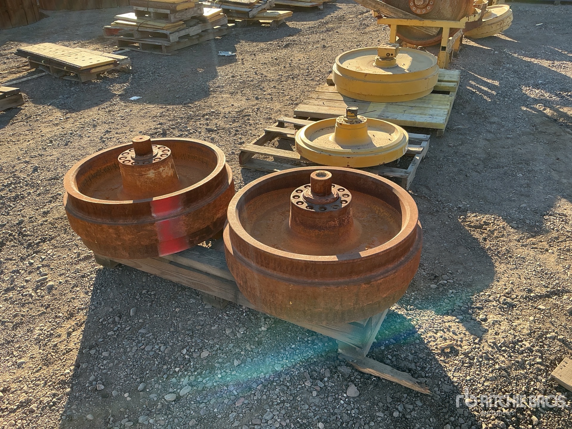 General Appearance with Bild, Ecke vorne links