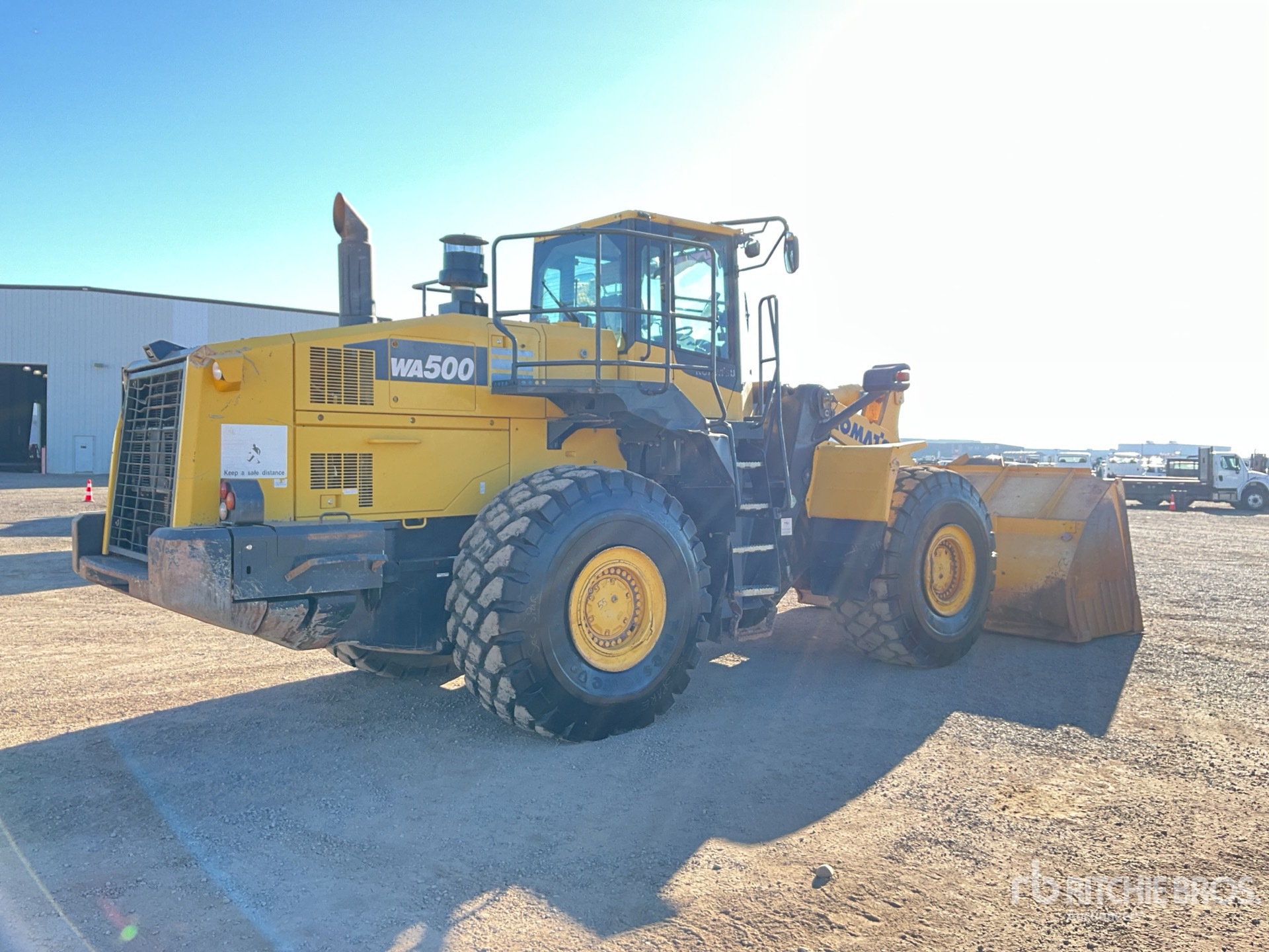 Aspect général with Image, coin arrière droit