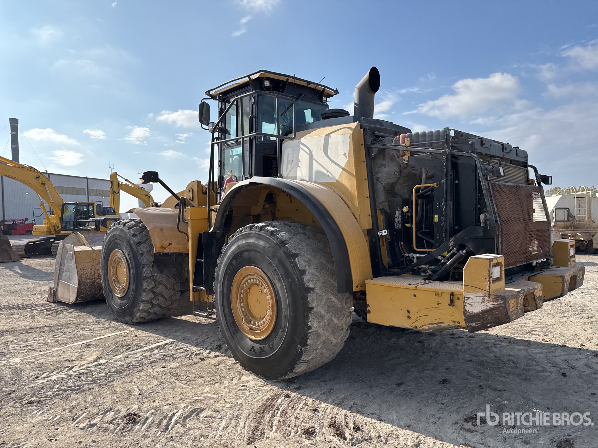 Aspect général with Image, coin arrière gauche