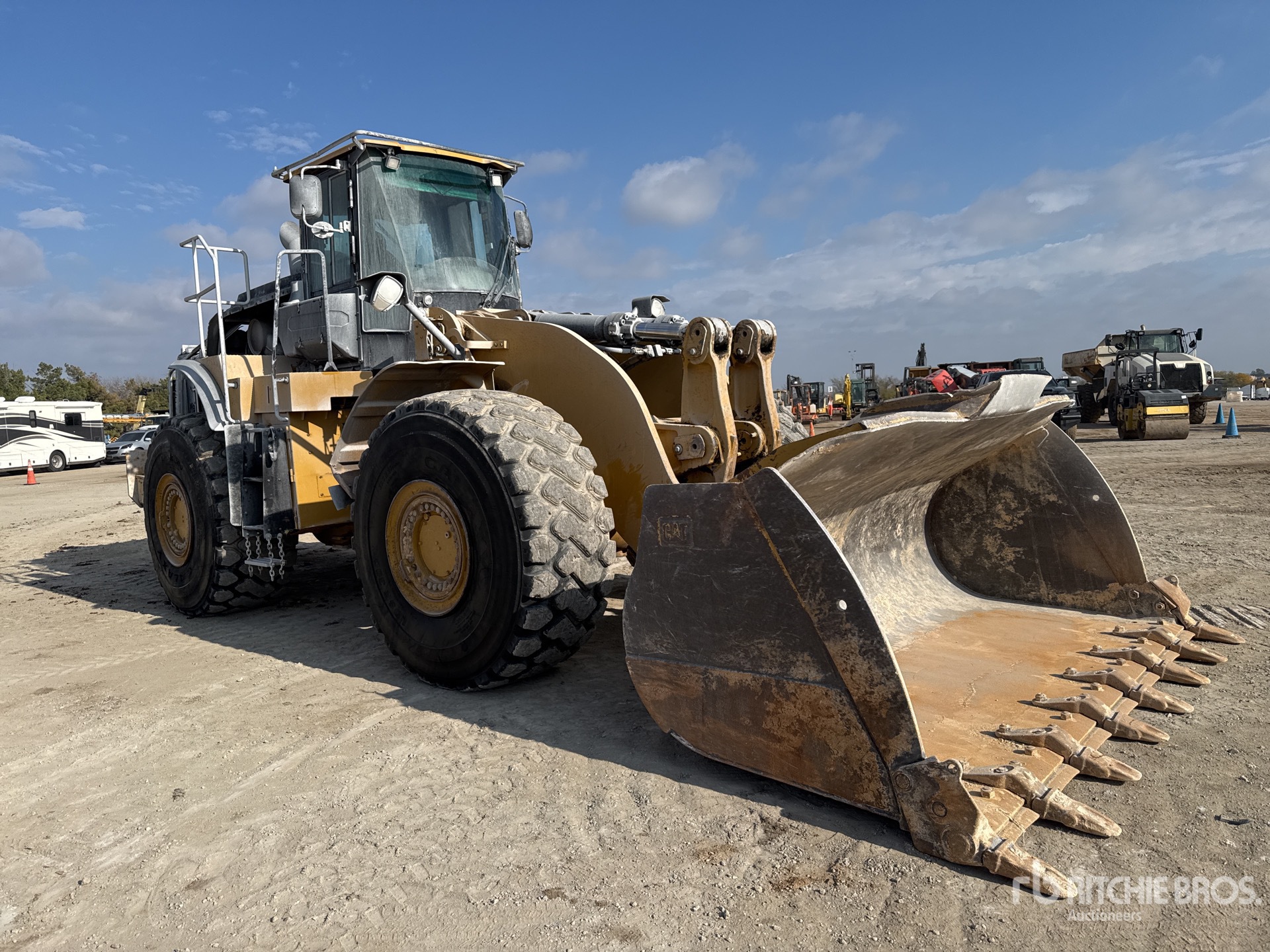 Aspect général with Image, coin avant droit