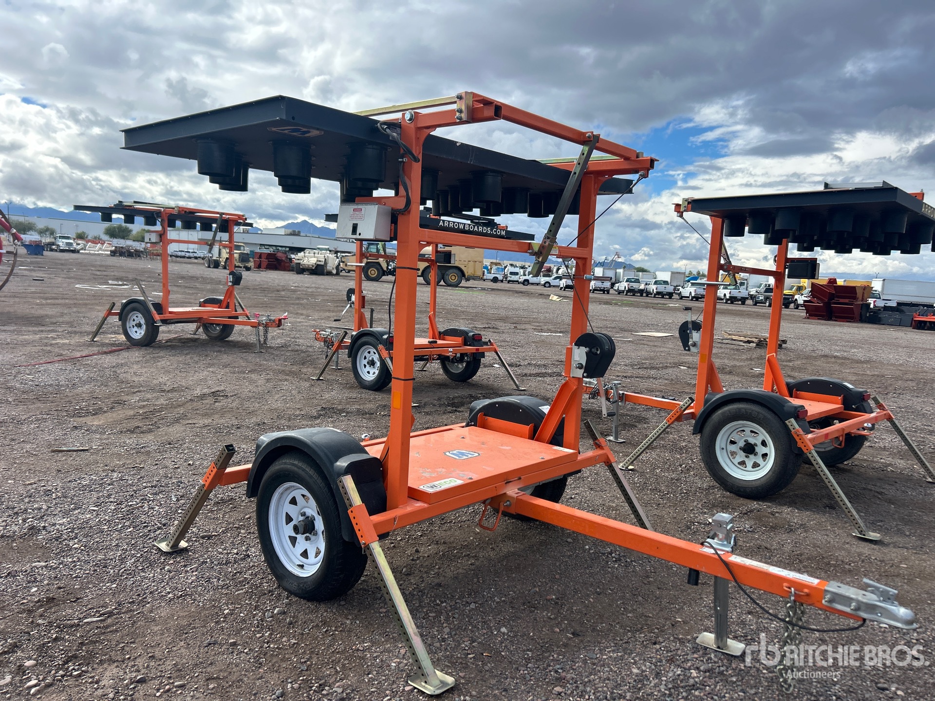 General Appearance with Picture, Right Front Corner