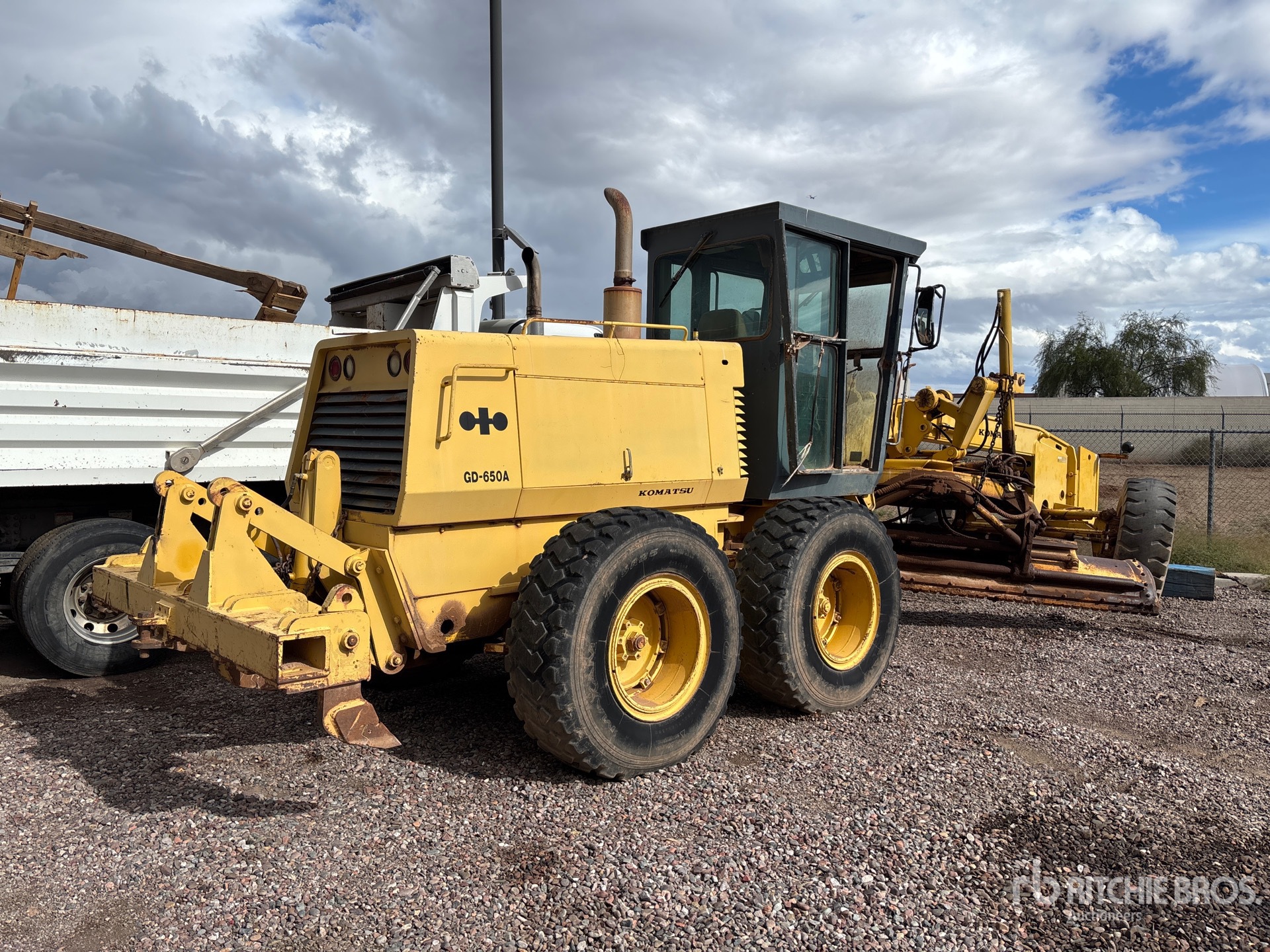 General Appearance with Zdjęcie, prawy dolny róg