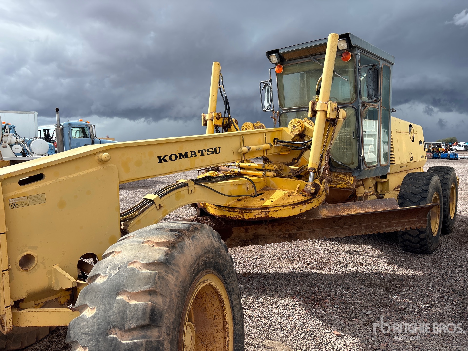 General Appearance with Zdjęcie, lewy górny róg