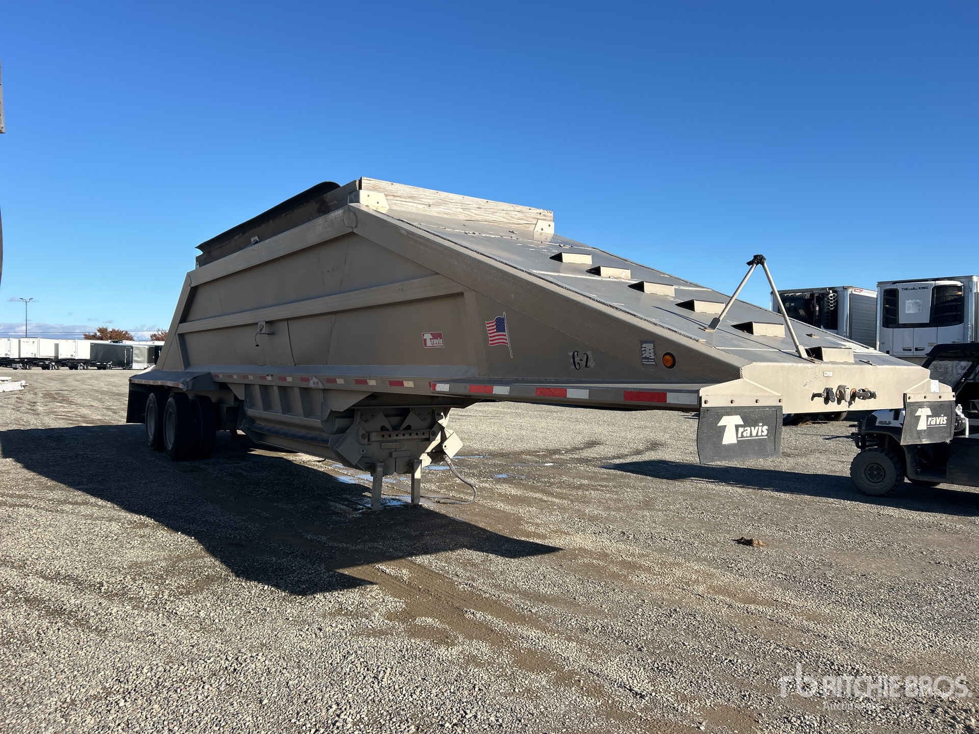 General Appearance with Bild, Ecke vorne rechts