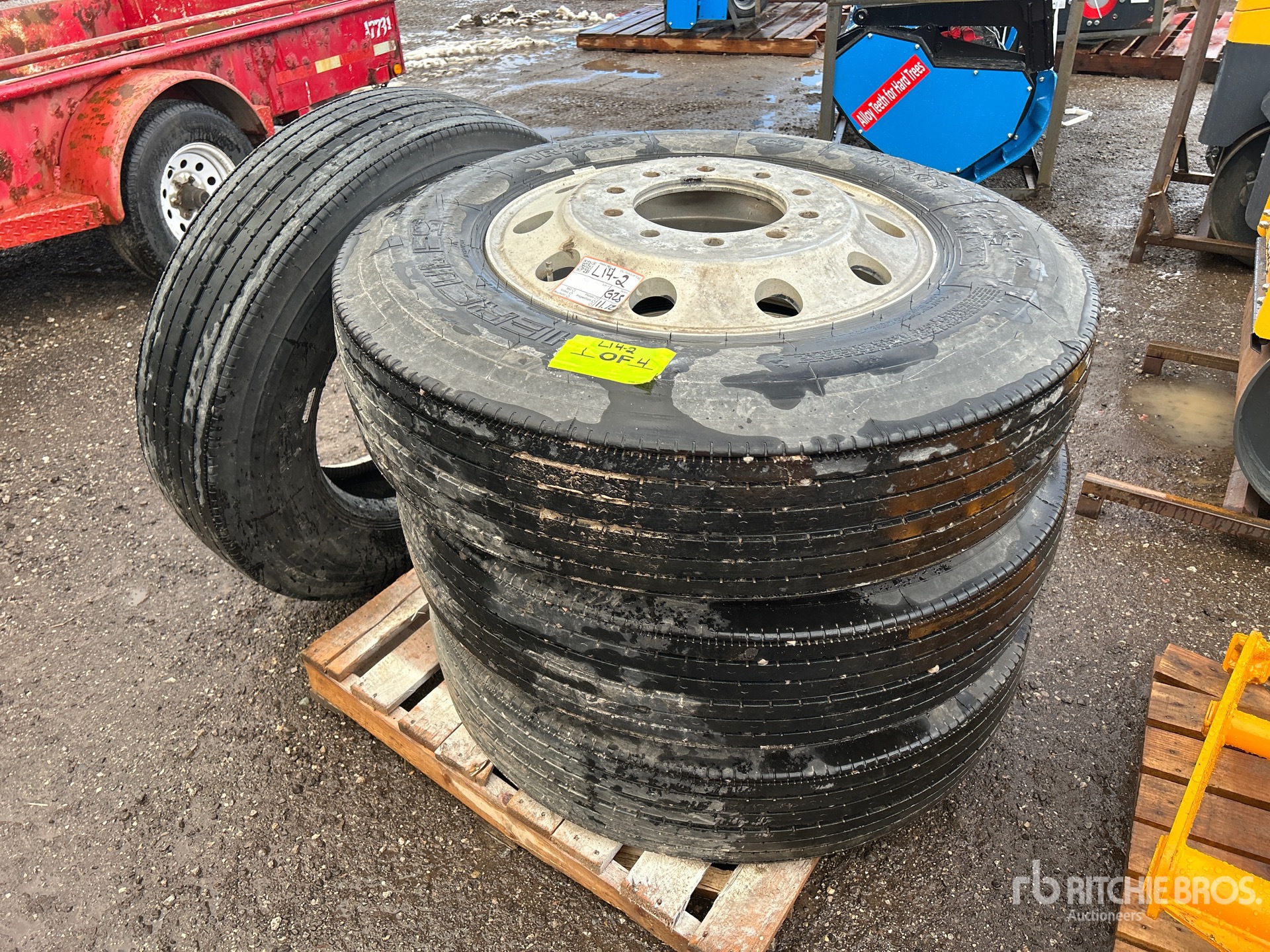 General Appearance with Picture, Left Front Corner