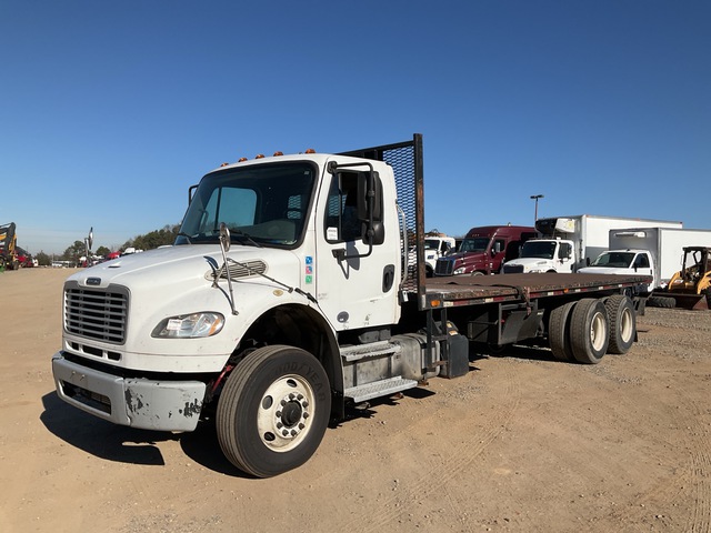 2016 Freightliner M2 106 6x4 6x4 Flatbed Truck