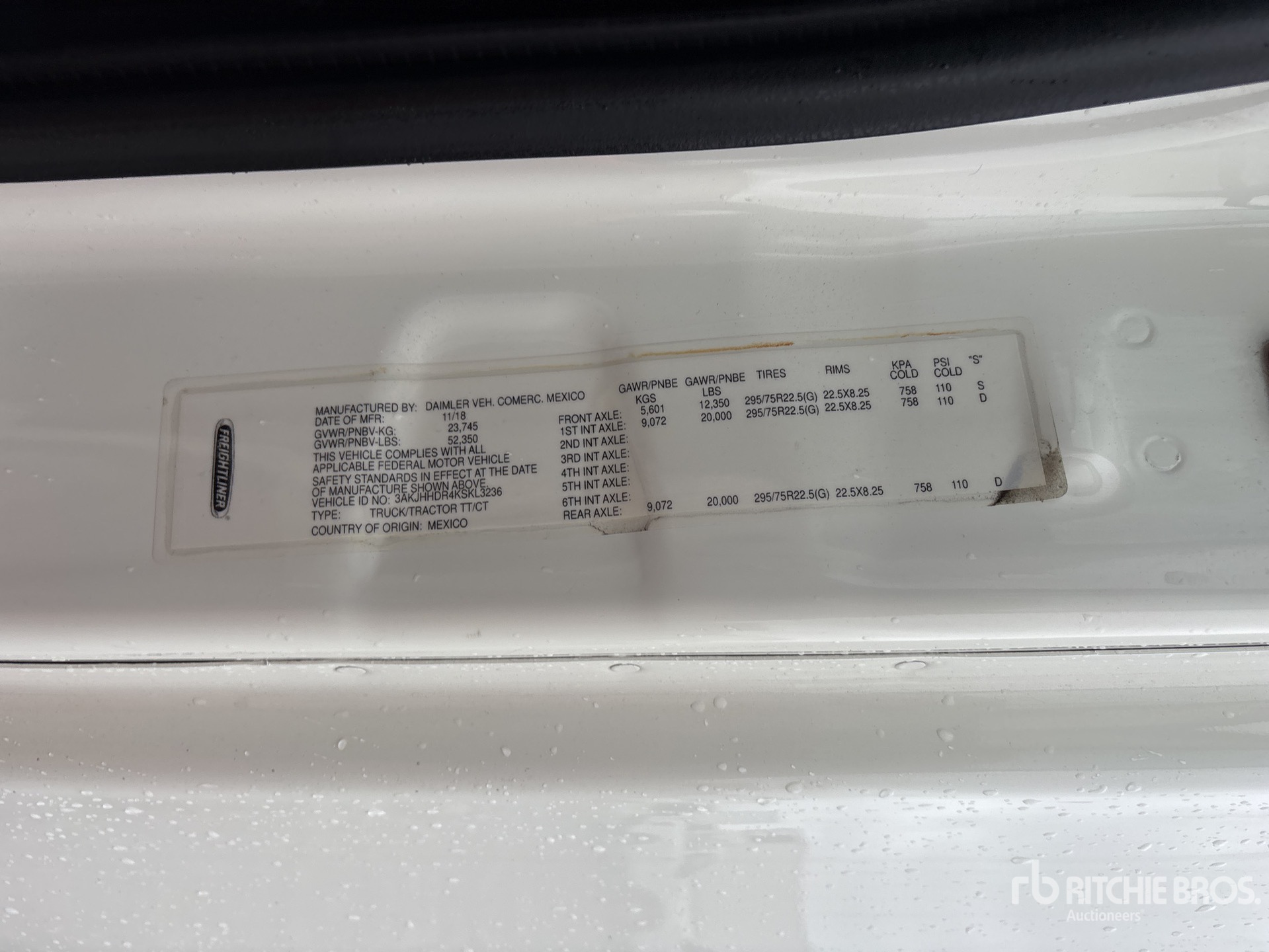 General Appearance with Serial Number / VIN