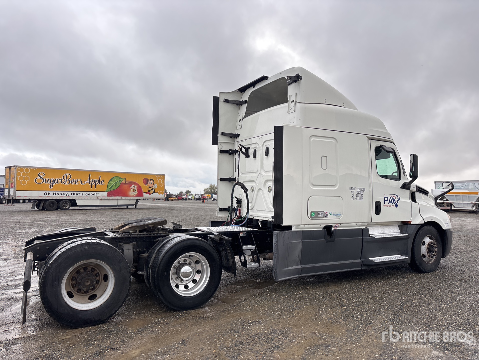 General Appearance with Imagen: esquina trasera derecha