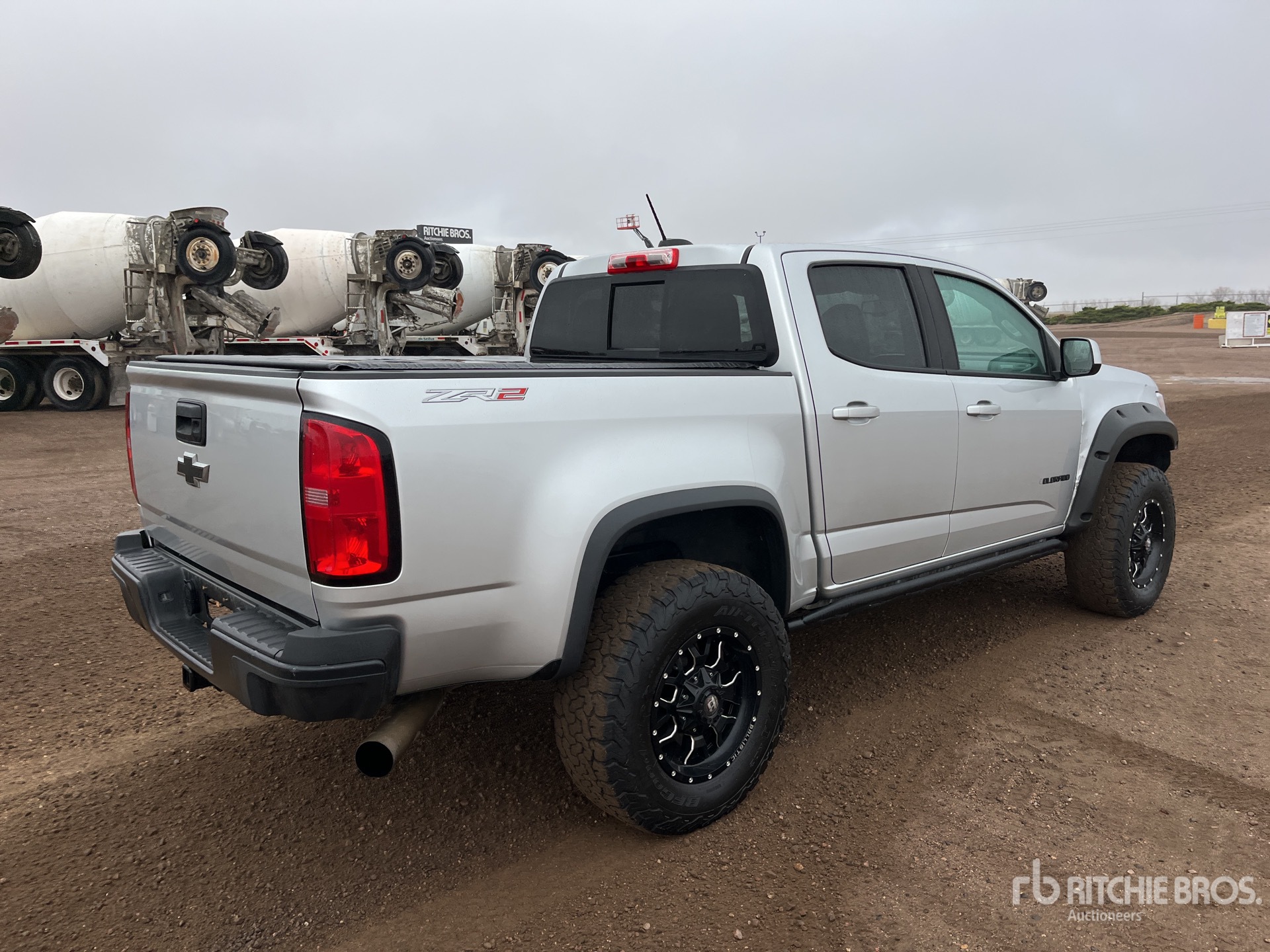 General Appearance with Picture, Right Rear Corner