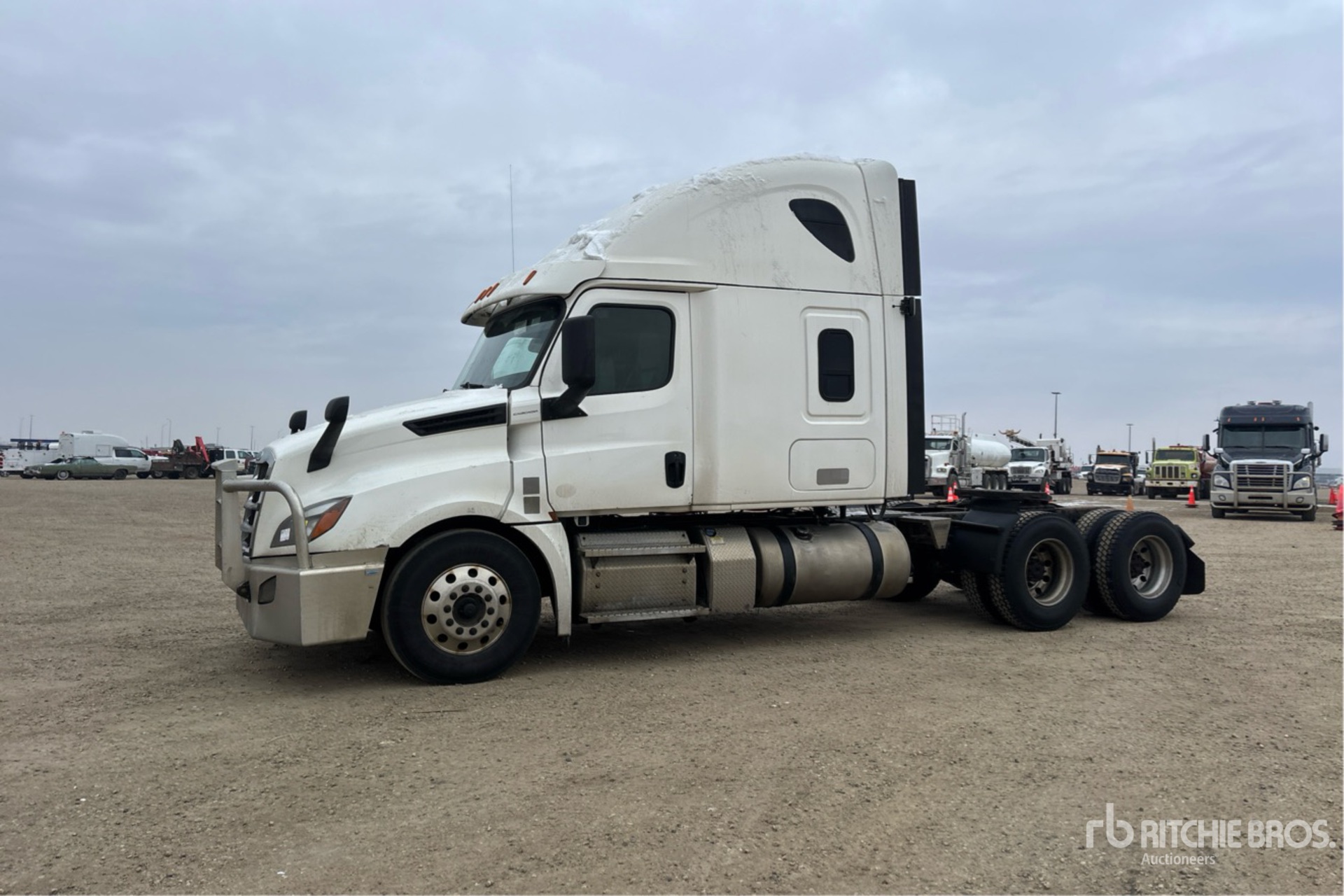 General Appearance with Picture, Left Front Corner