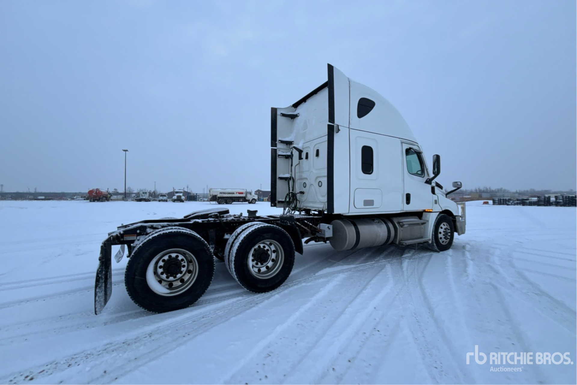 General Appearance with Bild, Ecke hinten rechts
