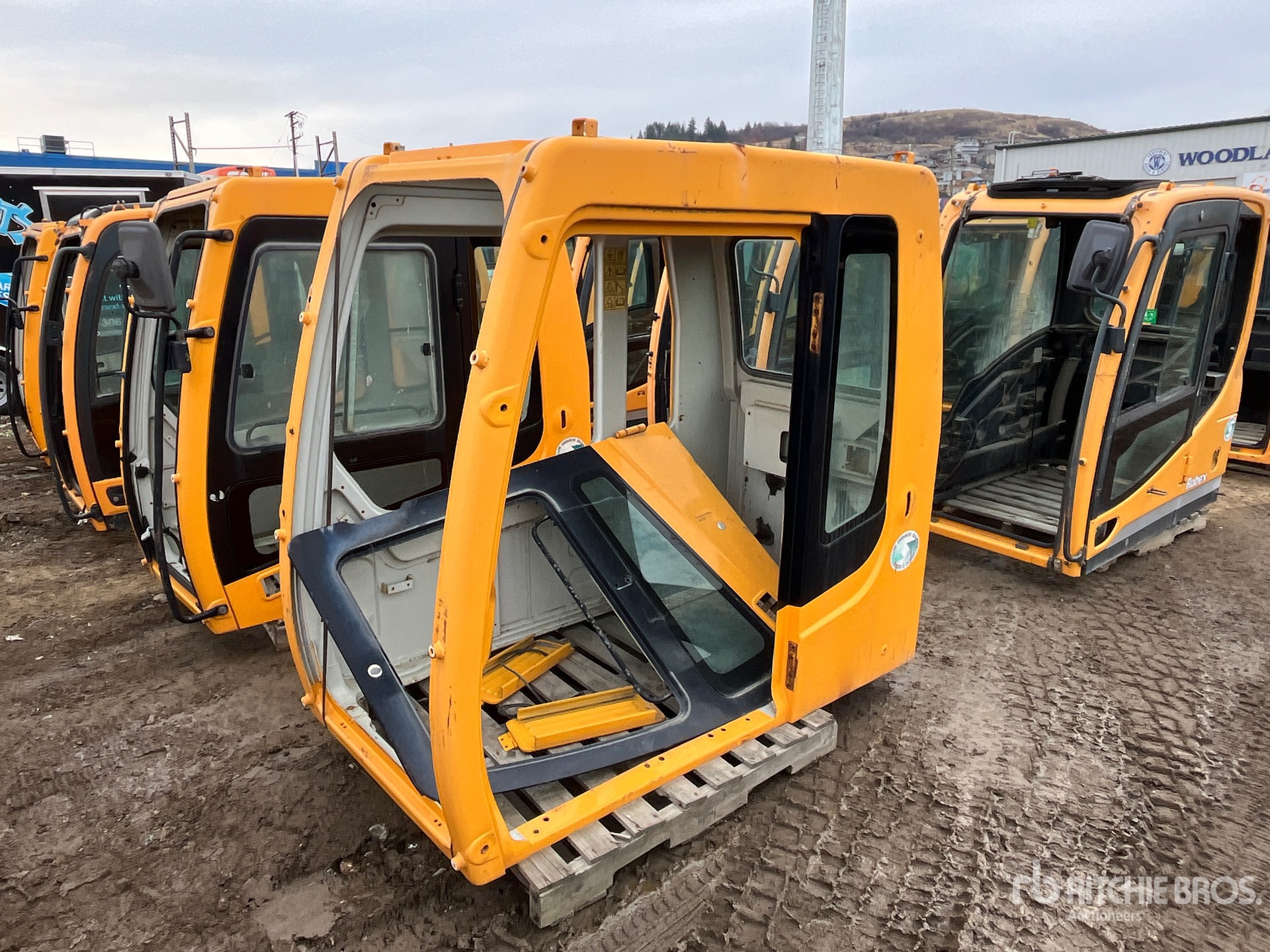 General Appearance with Bild, Ecke hinten rechts