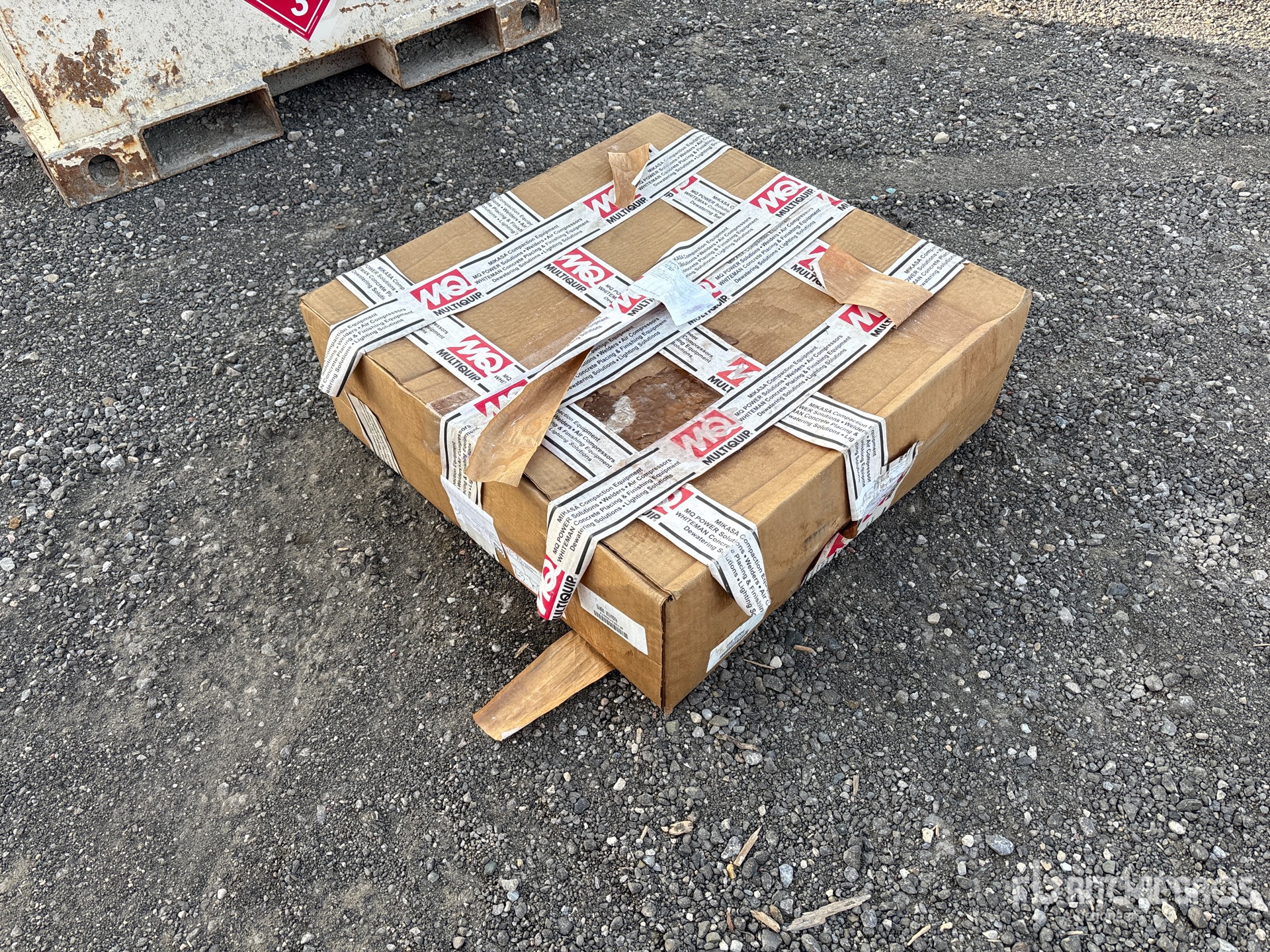 General Appearance with Foto, angolo anteriore destro