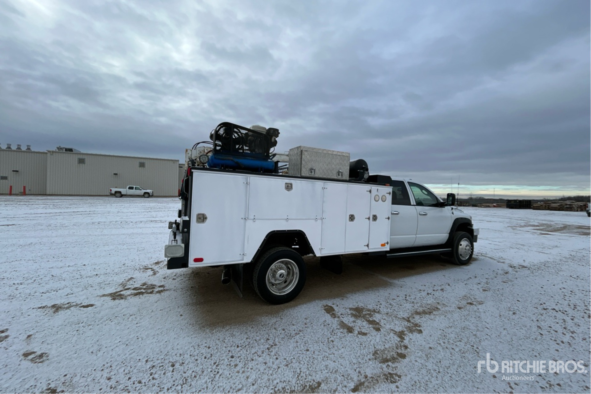 General Appearance with Image, coin arrière droit