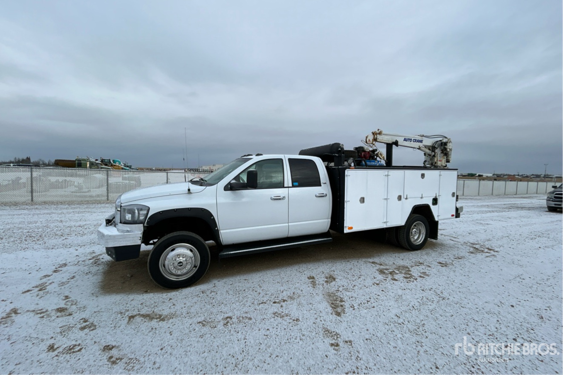 General Appearance with Image, coin avant gauche