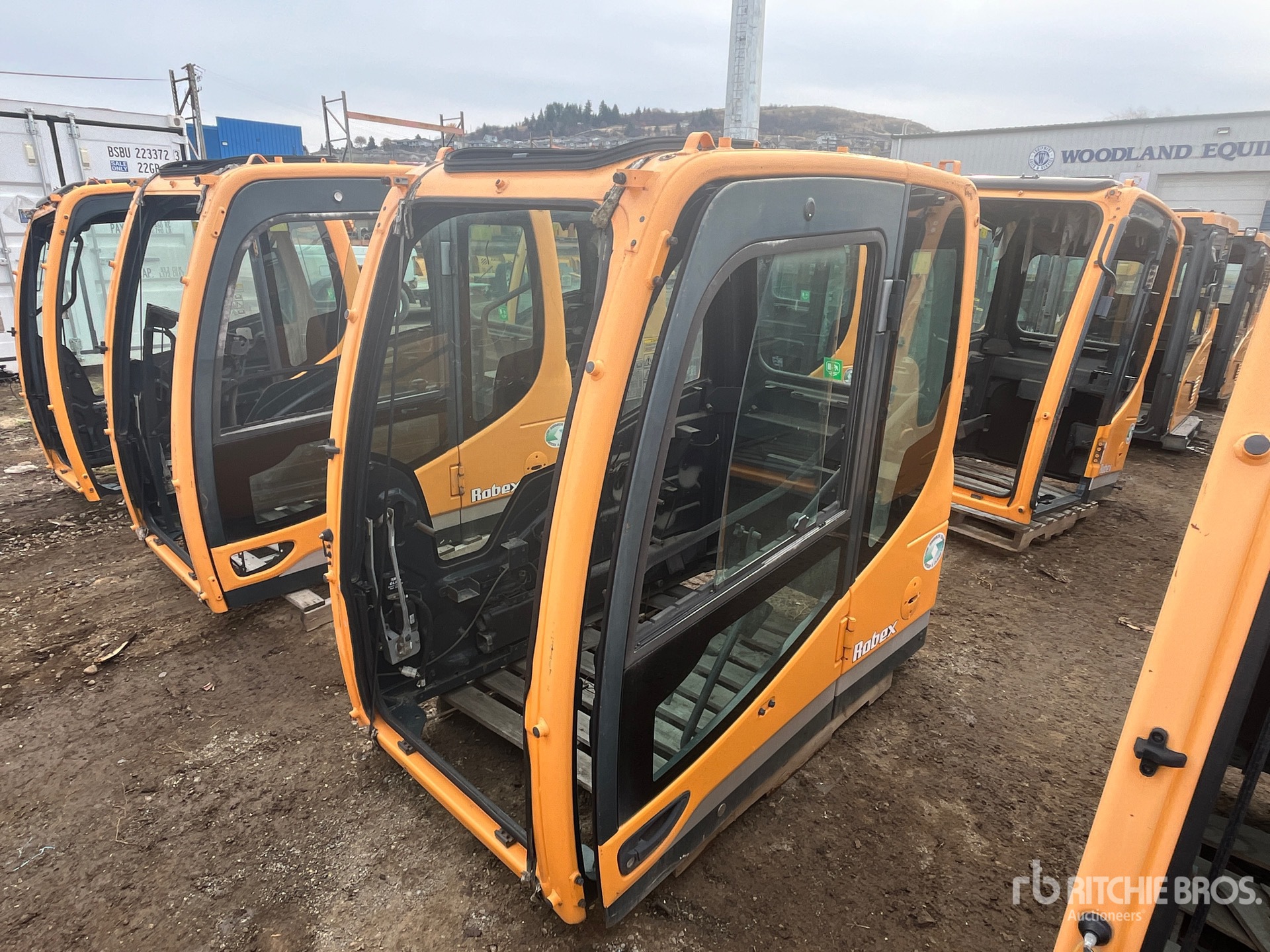 General Appearance with Bild, Ecke hinten rechts