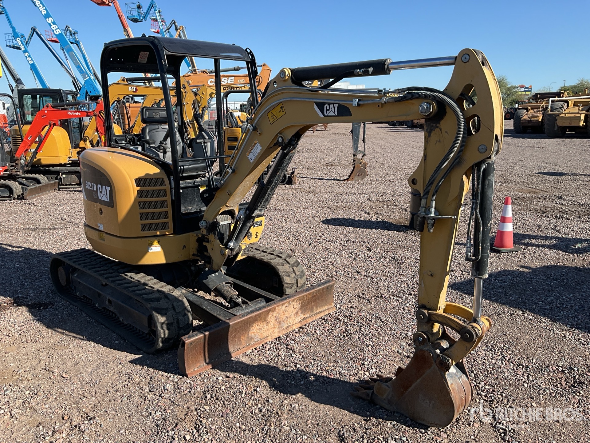 Aspect général with Image, coin avant droit