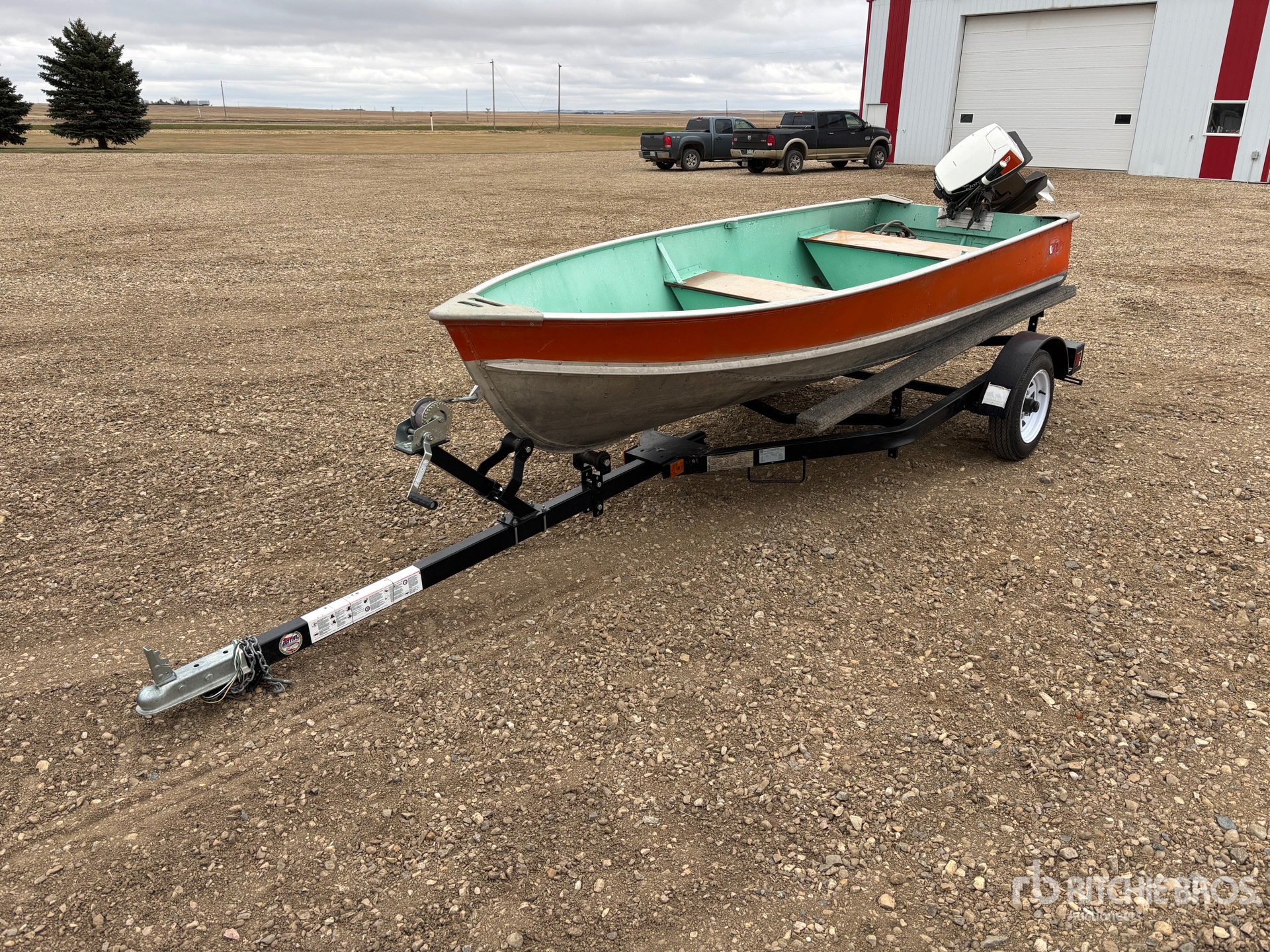 General Appearance with Picture, Left Front Corner