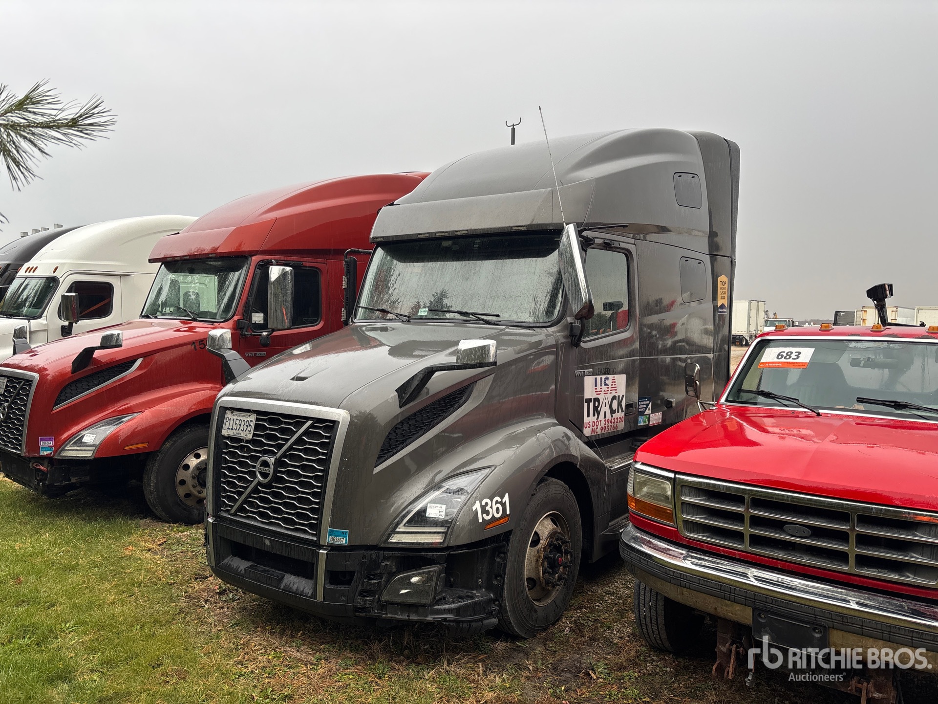 General Appearance with Picture, Left Front Corner