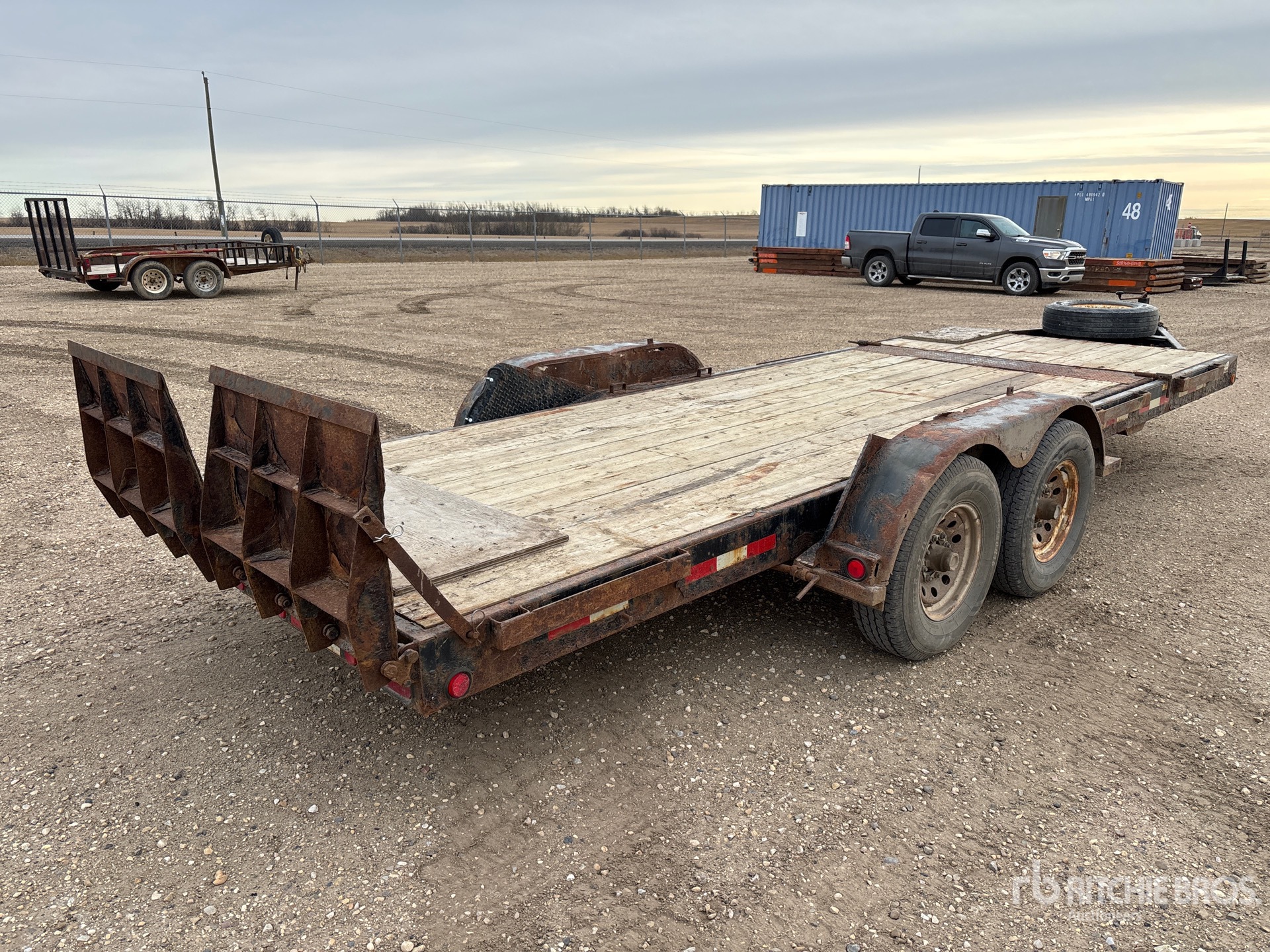 General Appearance with Bild, Ecke hinten rechts