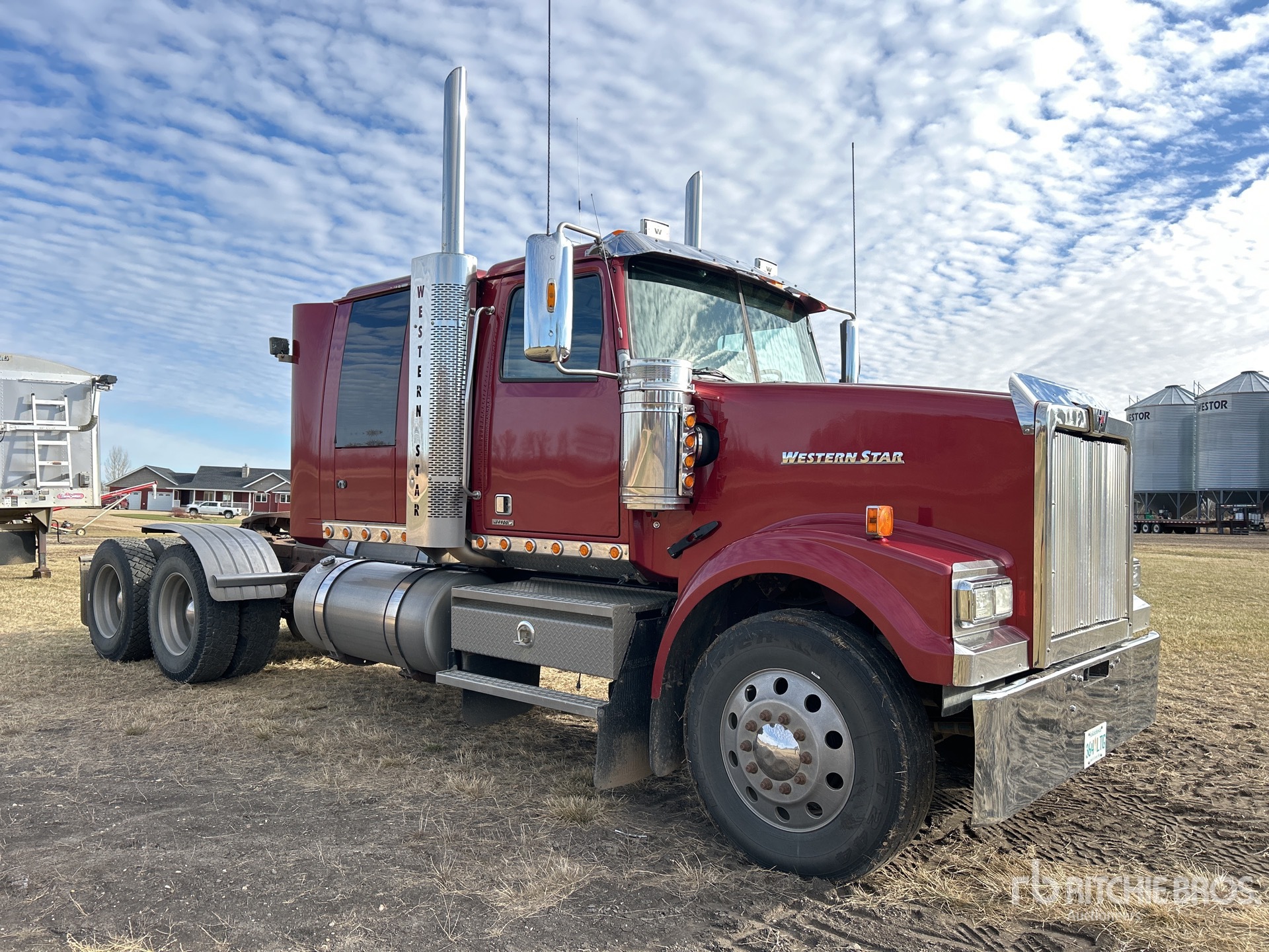 General Appearance with Imagen: esquina delantera derecha