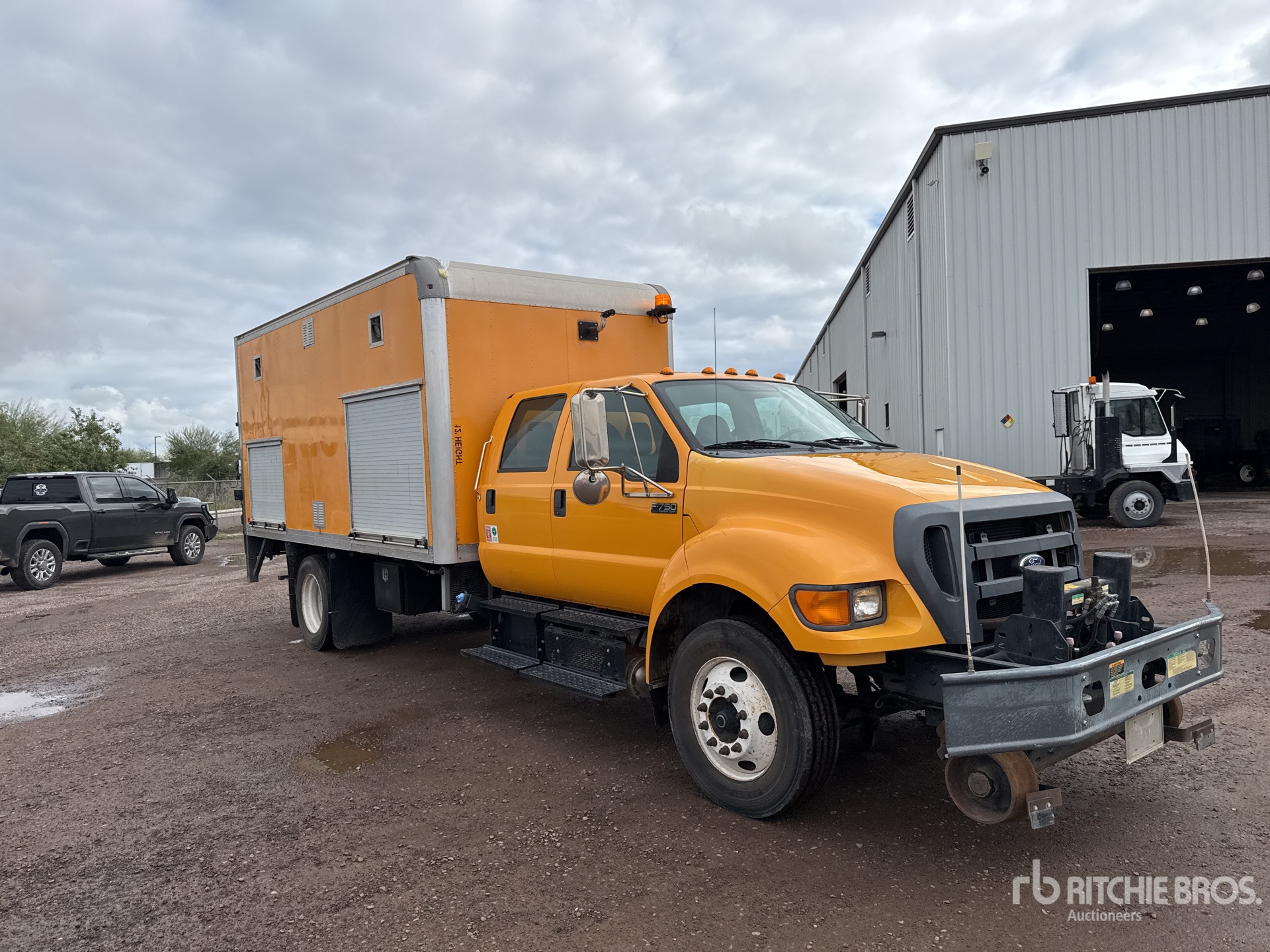 General Appearance with Picture, Right Front Corner