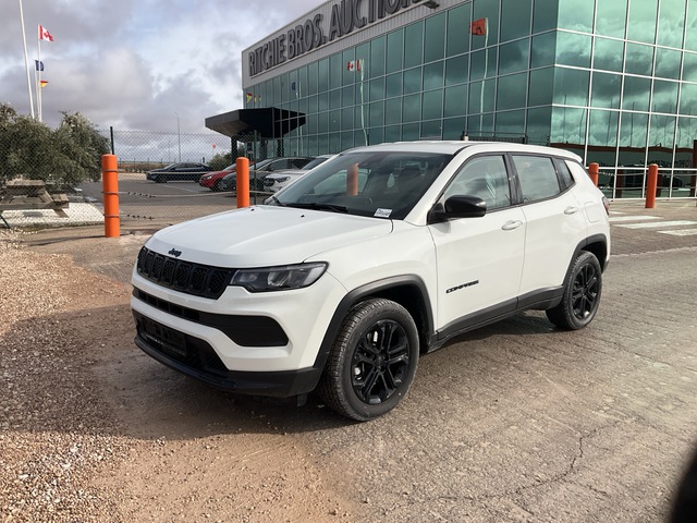 2022 Jeep Compass 4XE 4WD PHEV SUV (Unused)