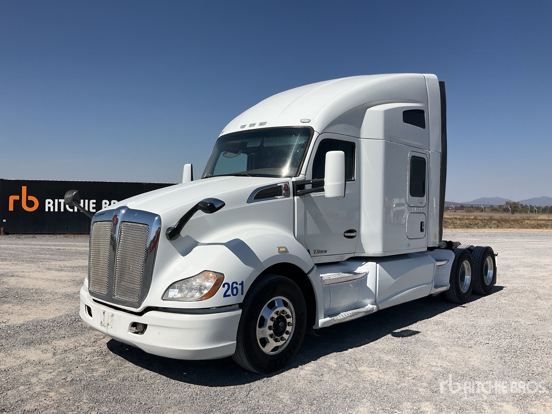 General Appearance with Picture, Left Front Corner