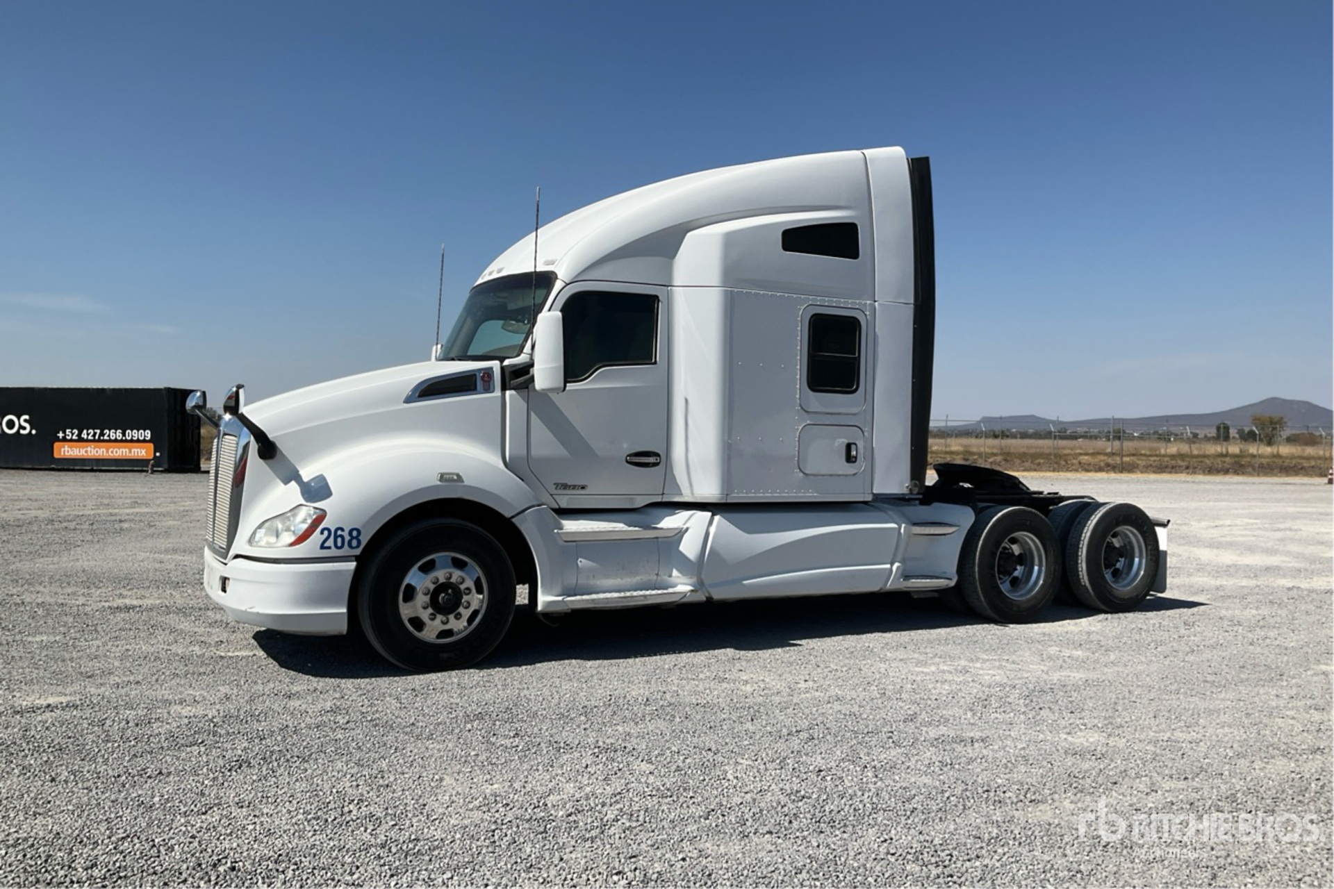 General Appearance with Picture, Left Front Corner