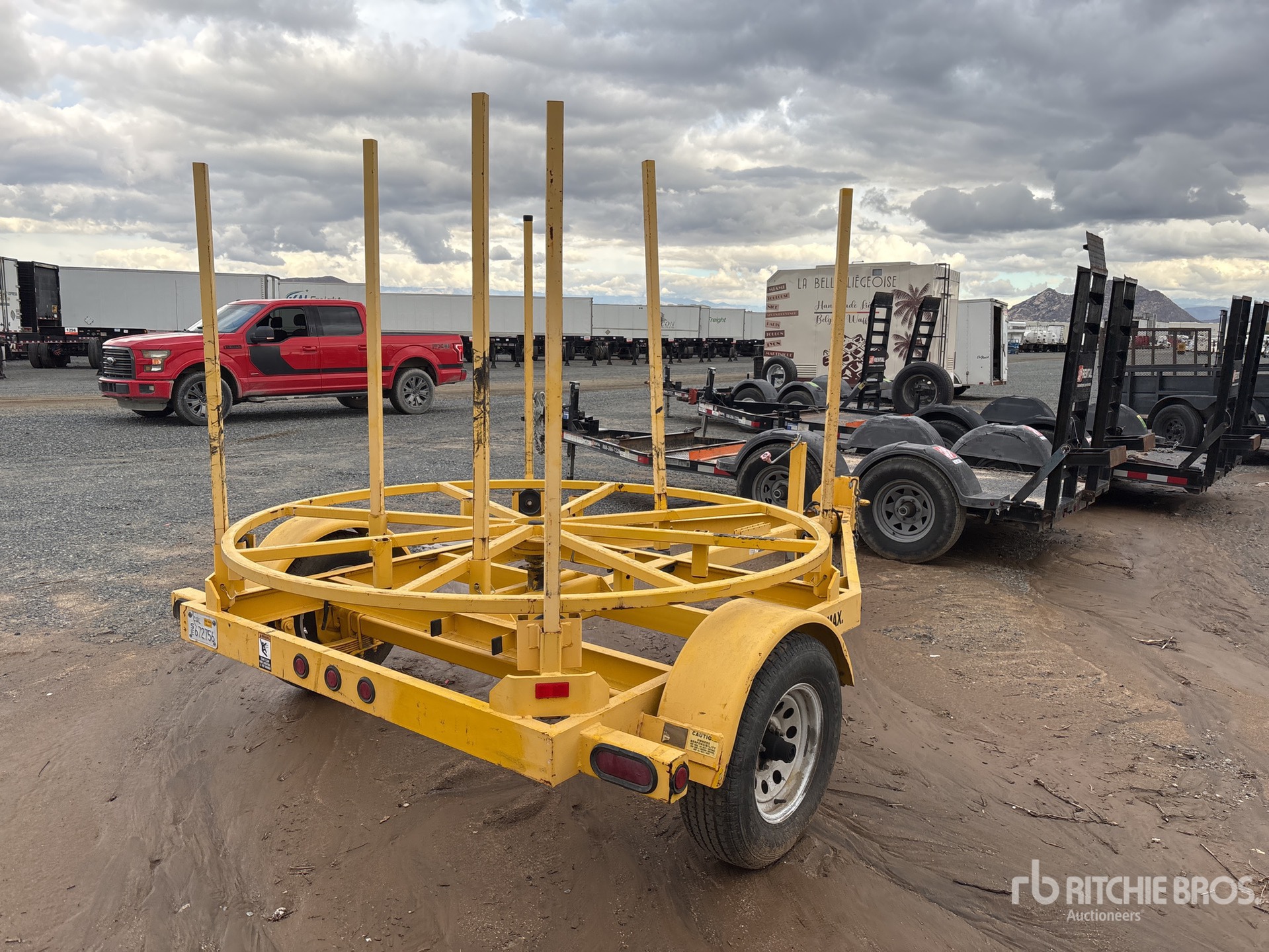 General Appearance with Picture, Right Rear Corner