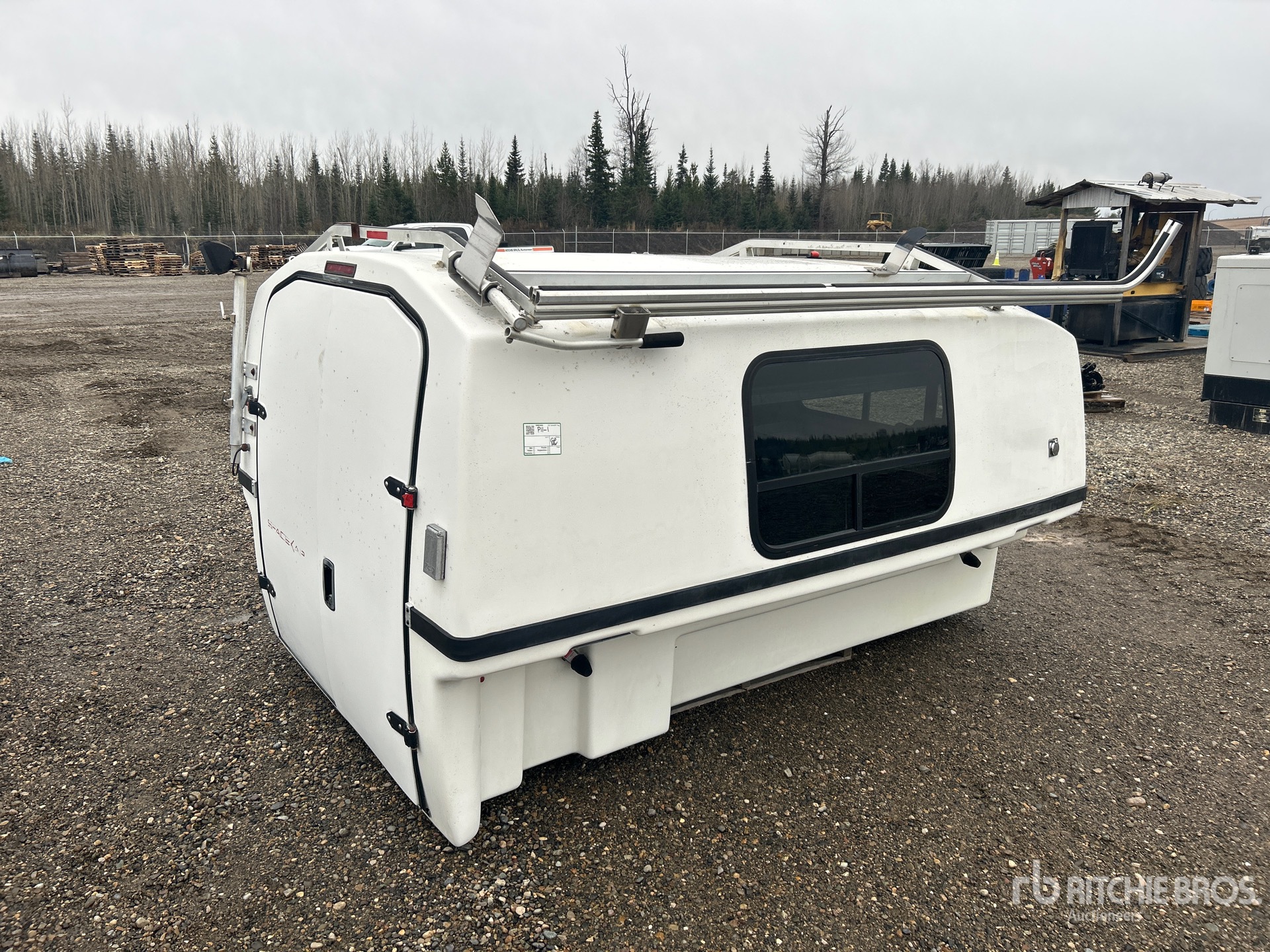 General Appearance with Imagen: esquina trasera derecha