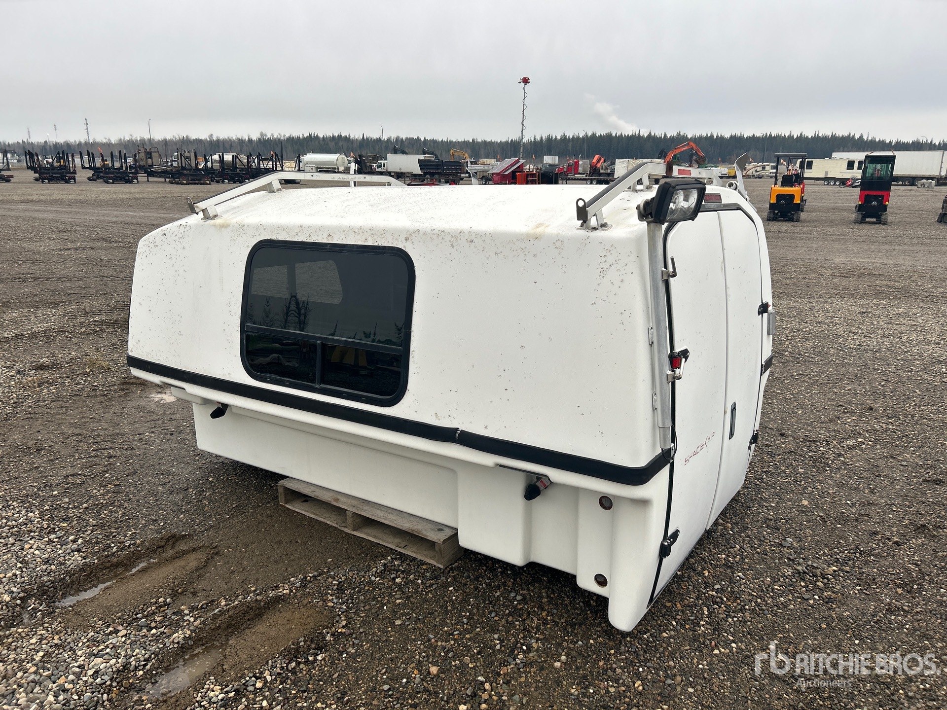 General Appearance with Imagen: esquina trasera izquierda