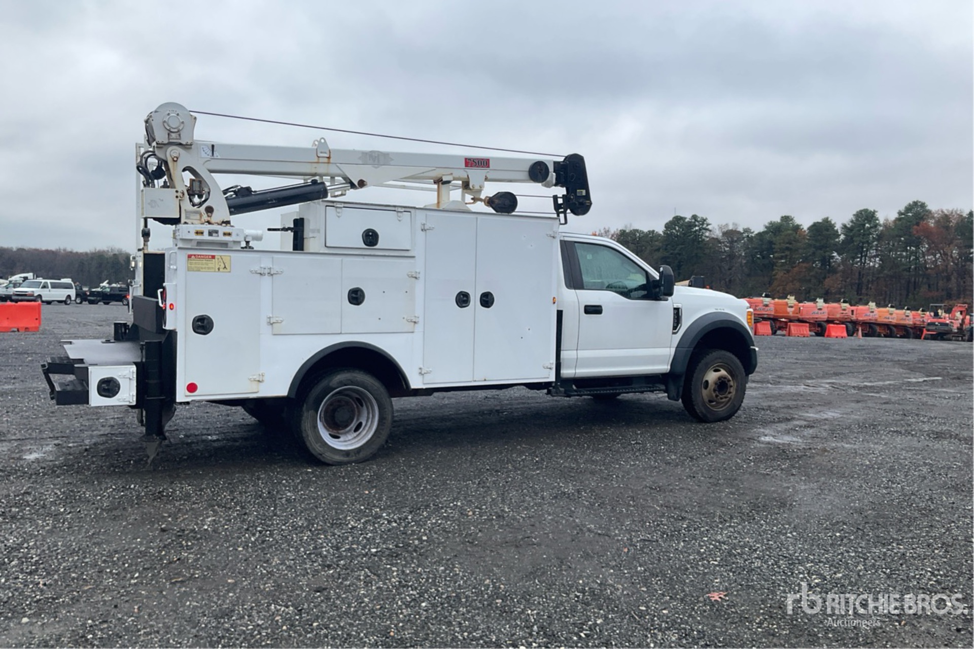 General Appearance with Foto, angolo anteriore sinistro