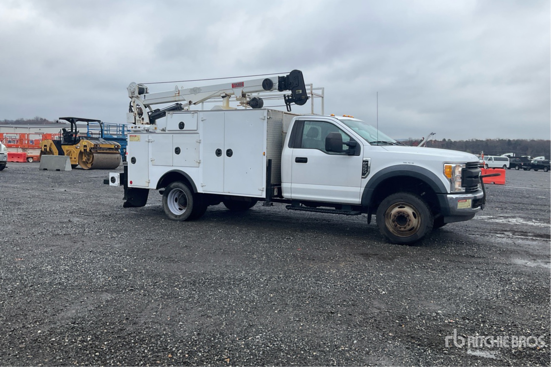 General Appearance with Foto, angolo anteriore destro