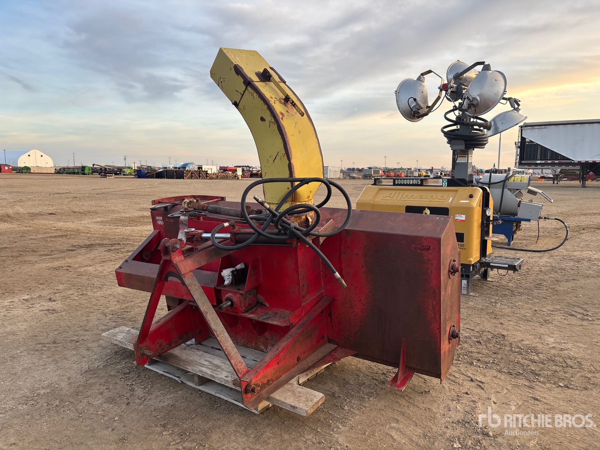 Aspect général with Image, coin arrière droit