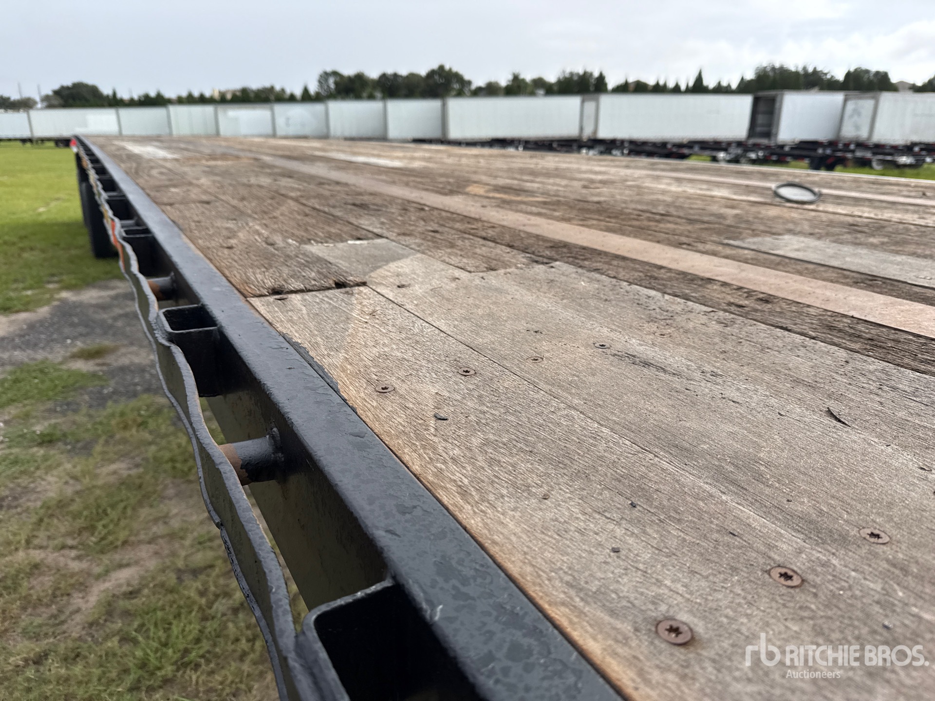 2006 Fontaine 48 FT T/A SPREAD AXLE