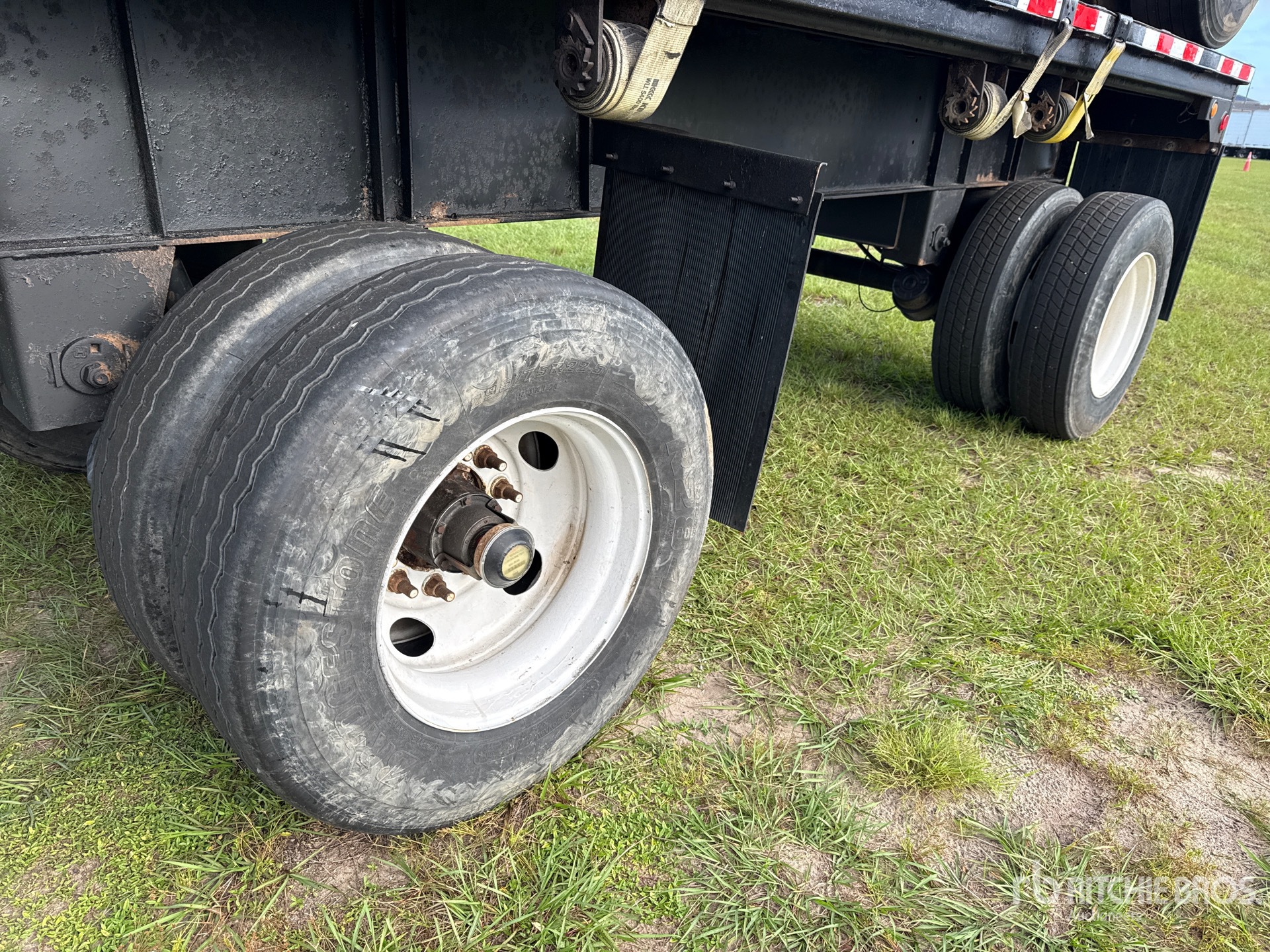 2006 Fontaine 48 FT T/A SPREAD AXLE