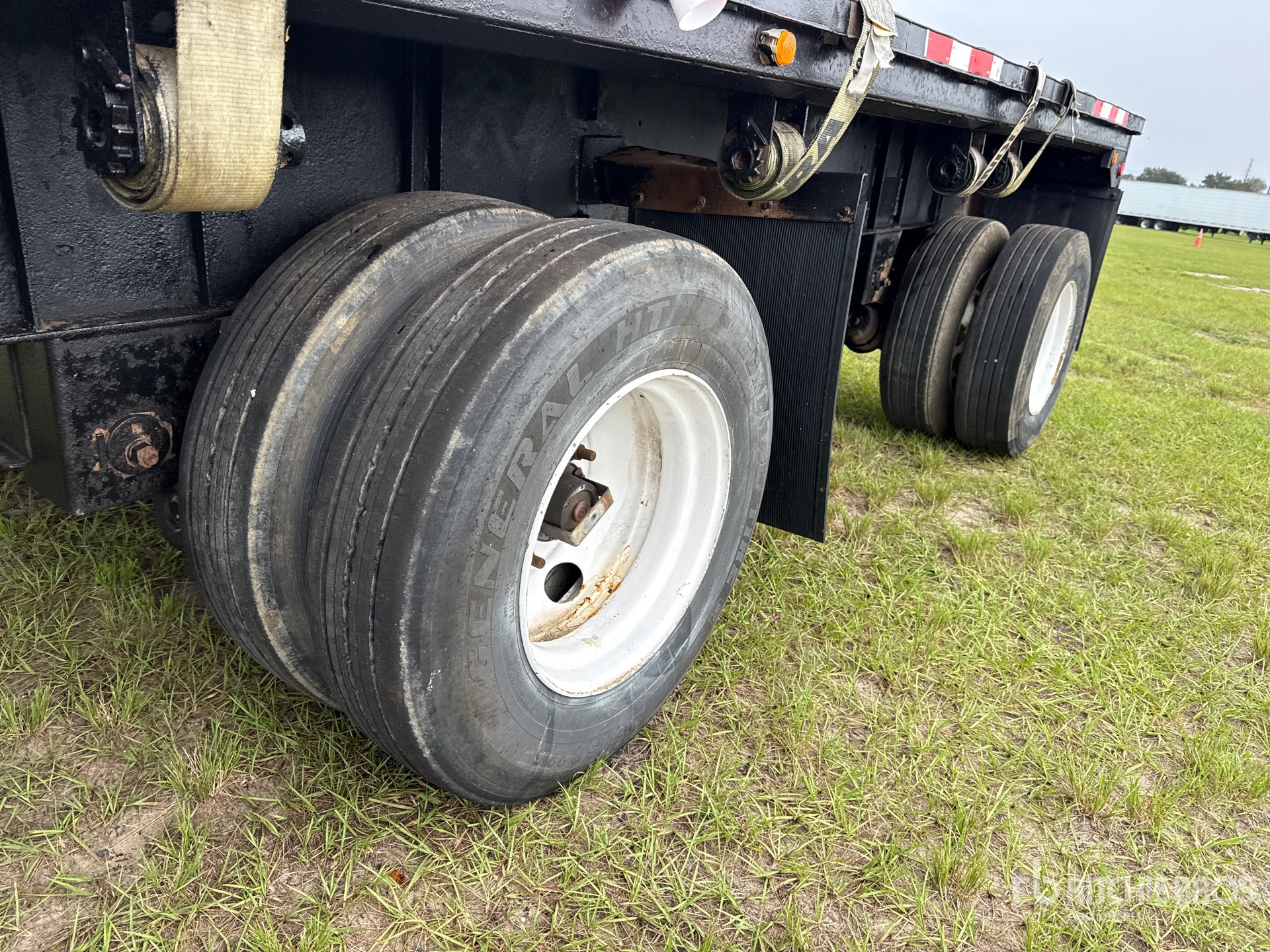 2006 Fontaine 48 FT T/A SPREAD AXLE