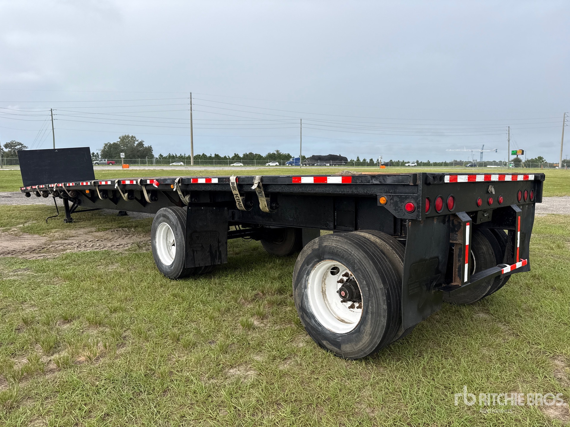 2006 Fontaine 48 FT T/A SPREAD AXLE