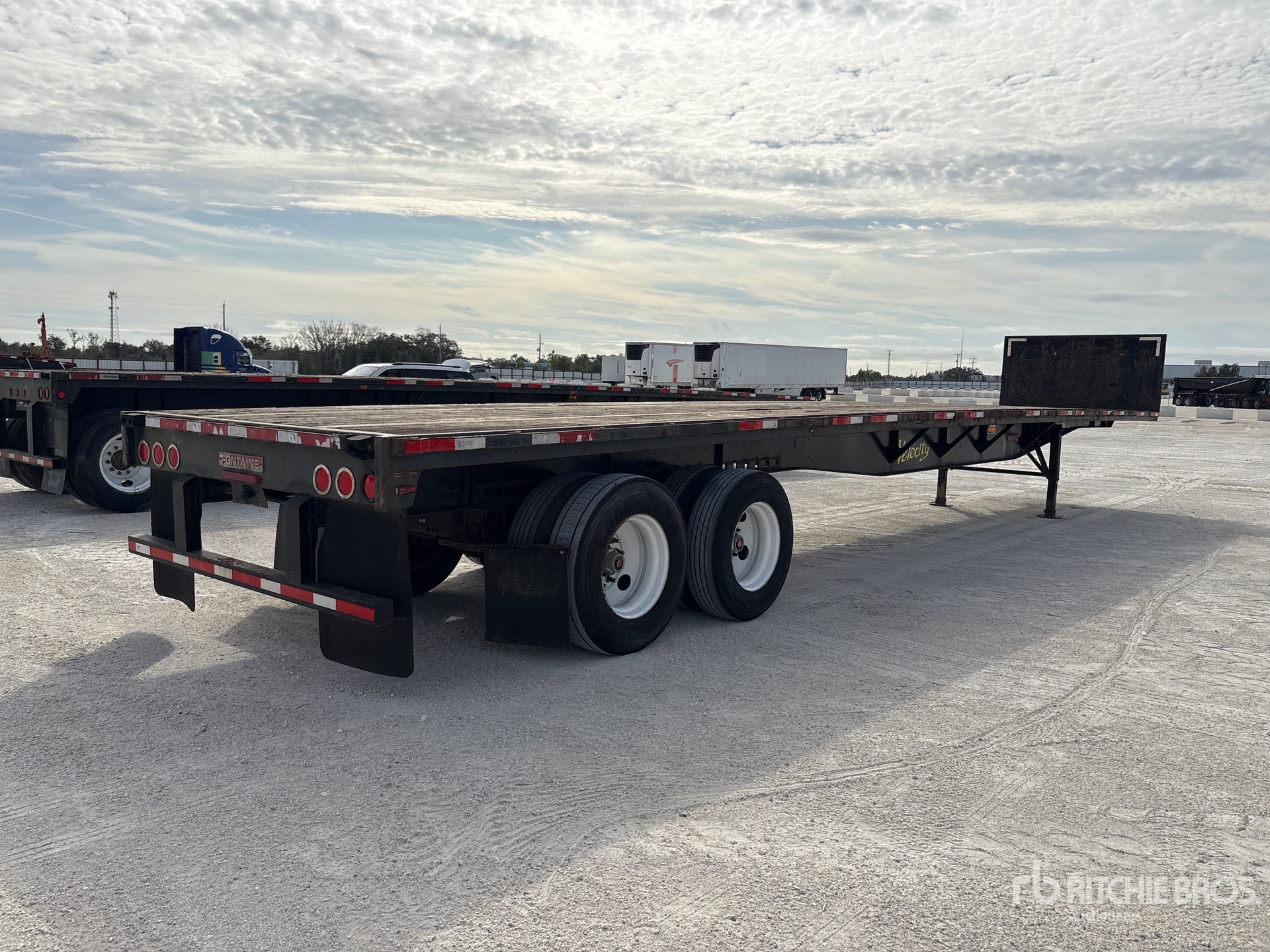 General Appearance with Zdjęcie, prawy dolny róg