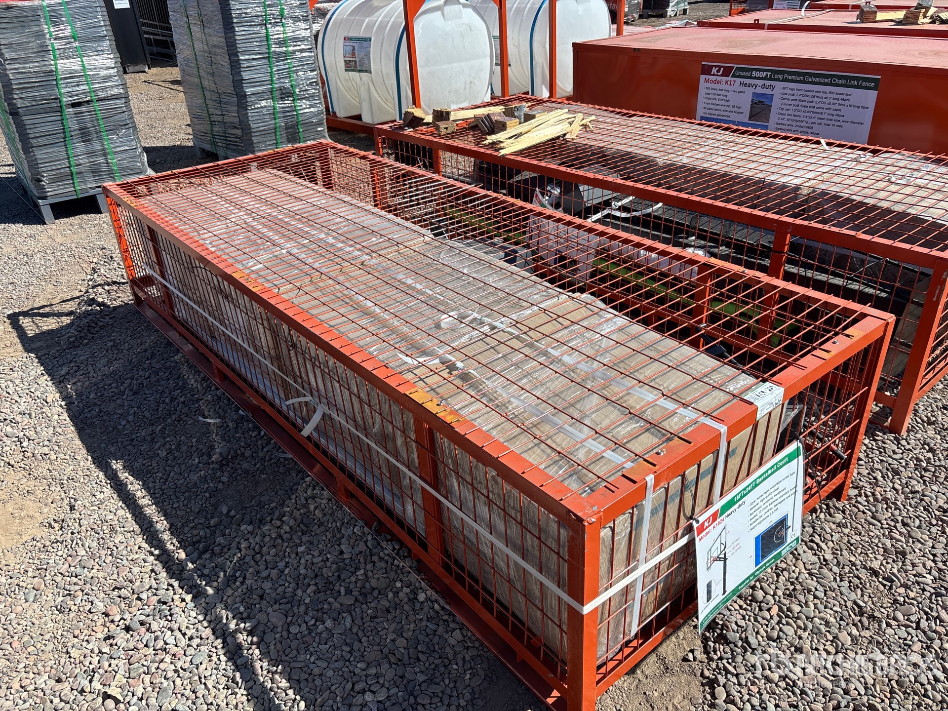 General Appearance with Bild, Ecke vorne links