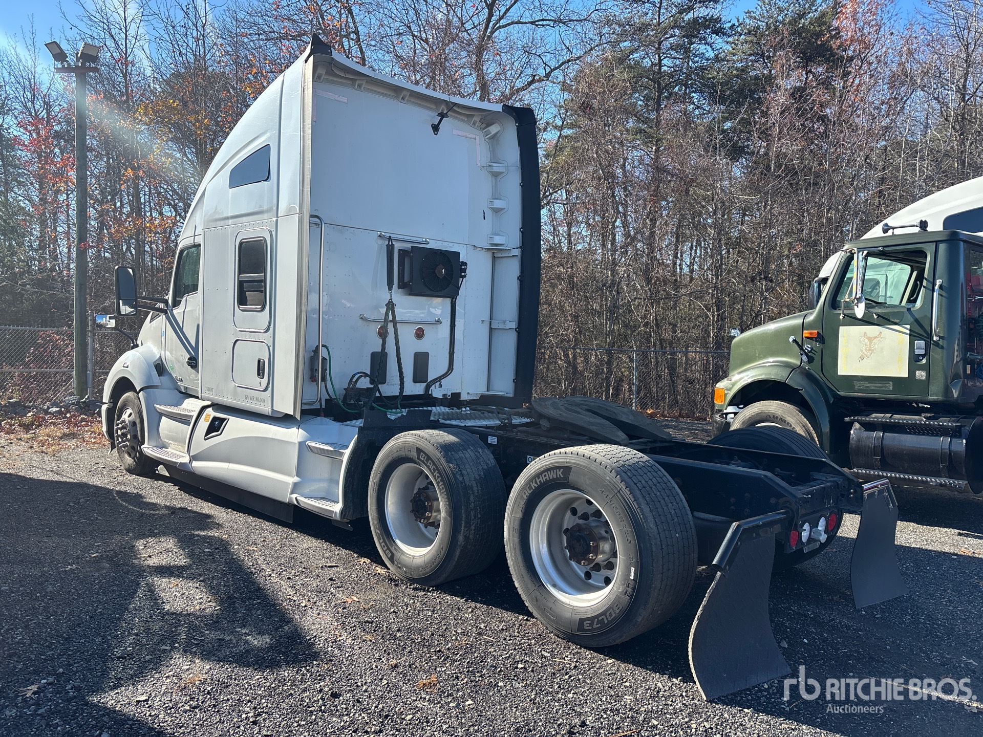 General Appearance with Picture, Left Rear Corner