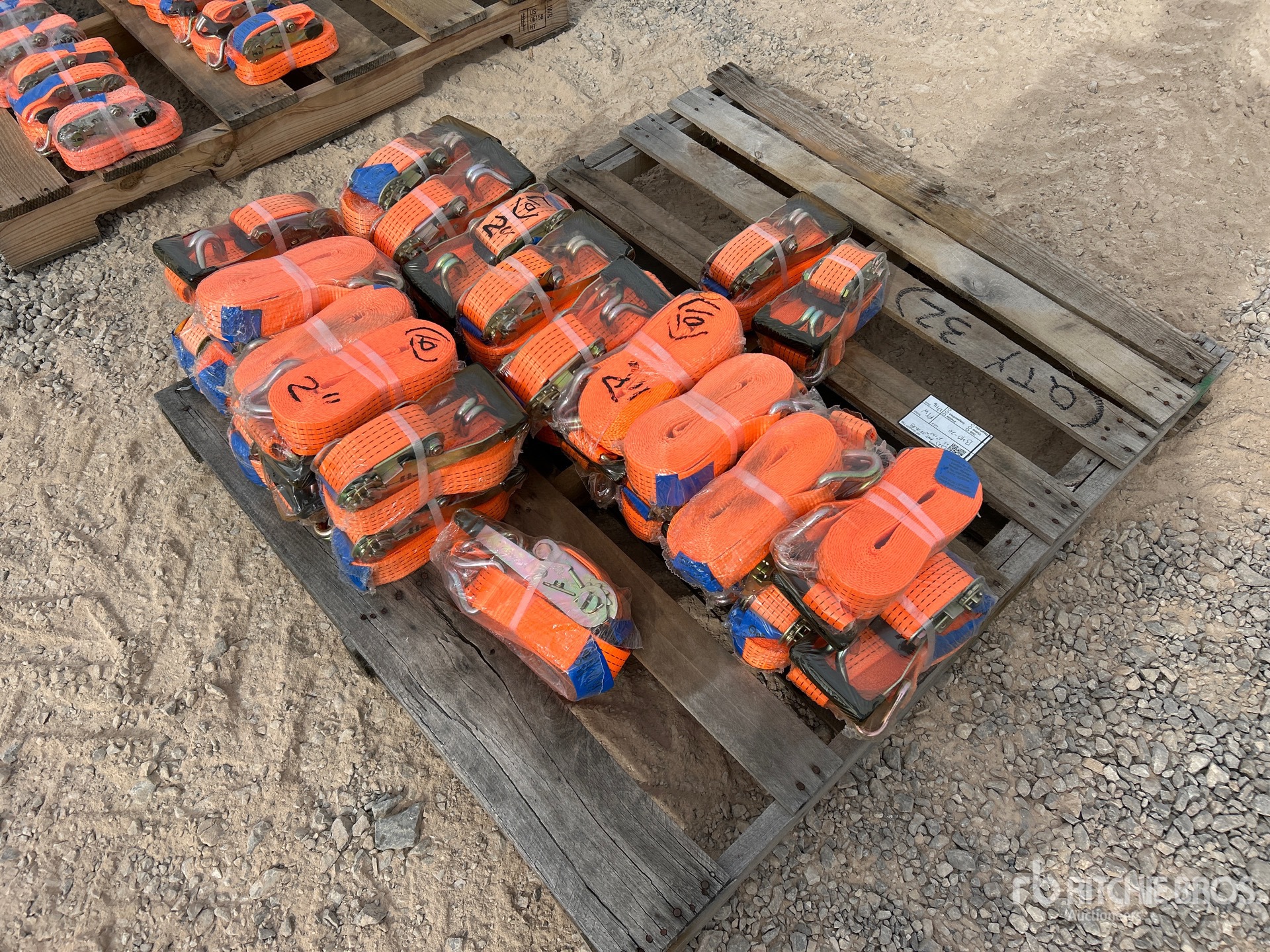 General Appearance with Bild, Ecke hinten rechts